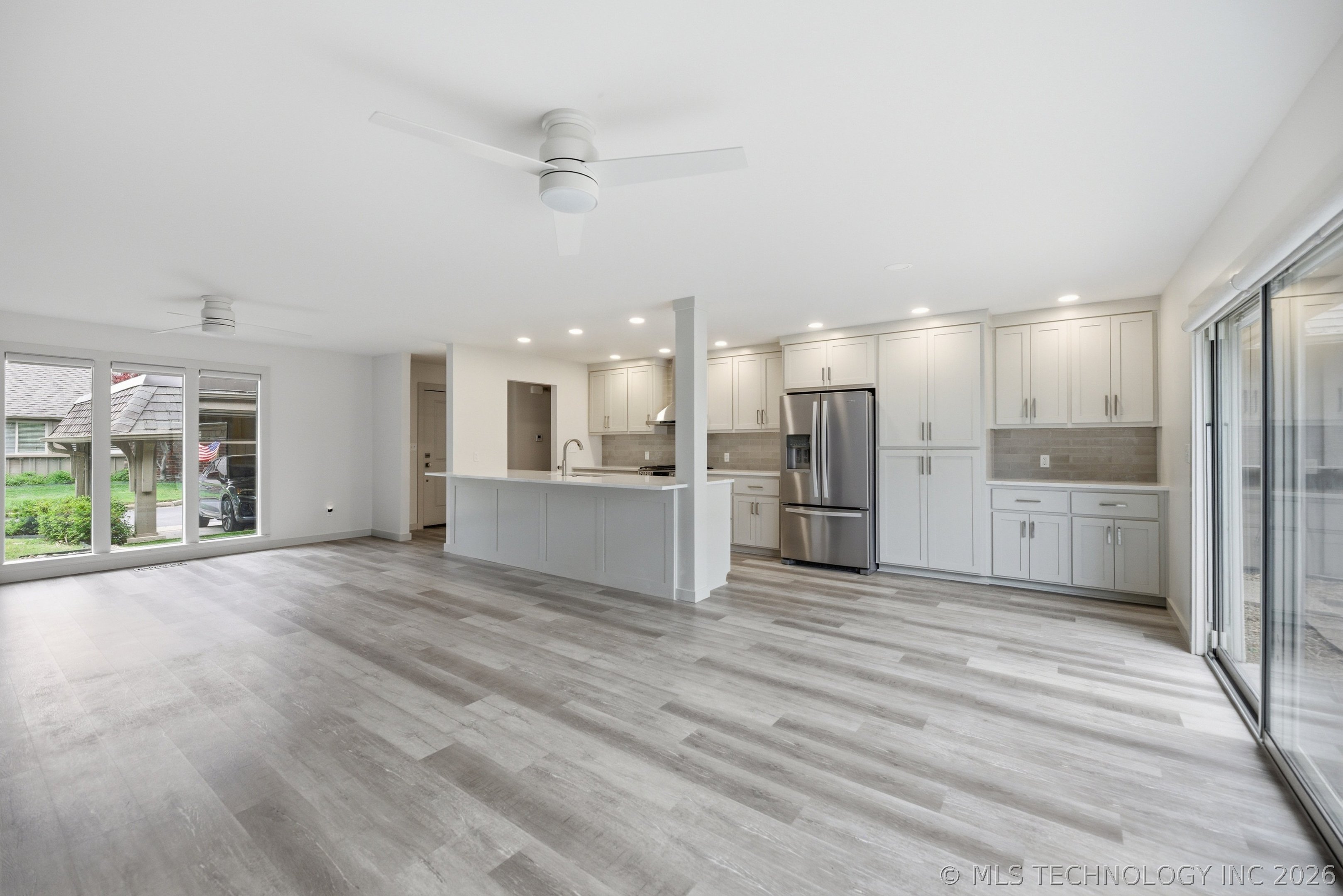 5206 S Harvard Avenue 105 Property Photo 7