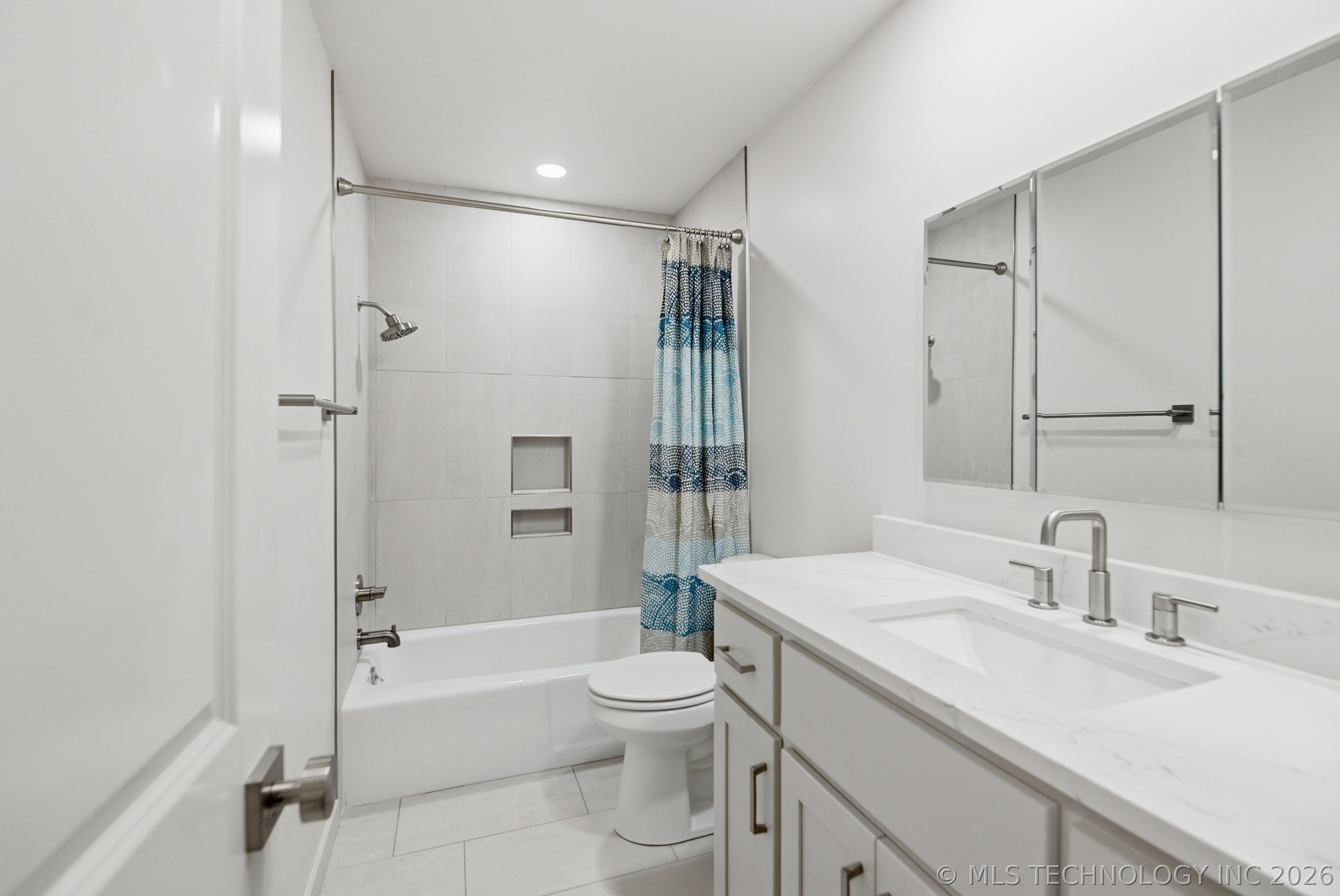 5206 S Harvard Avenue 105 Property Photo 14