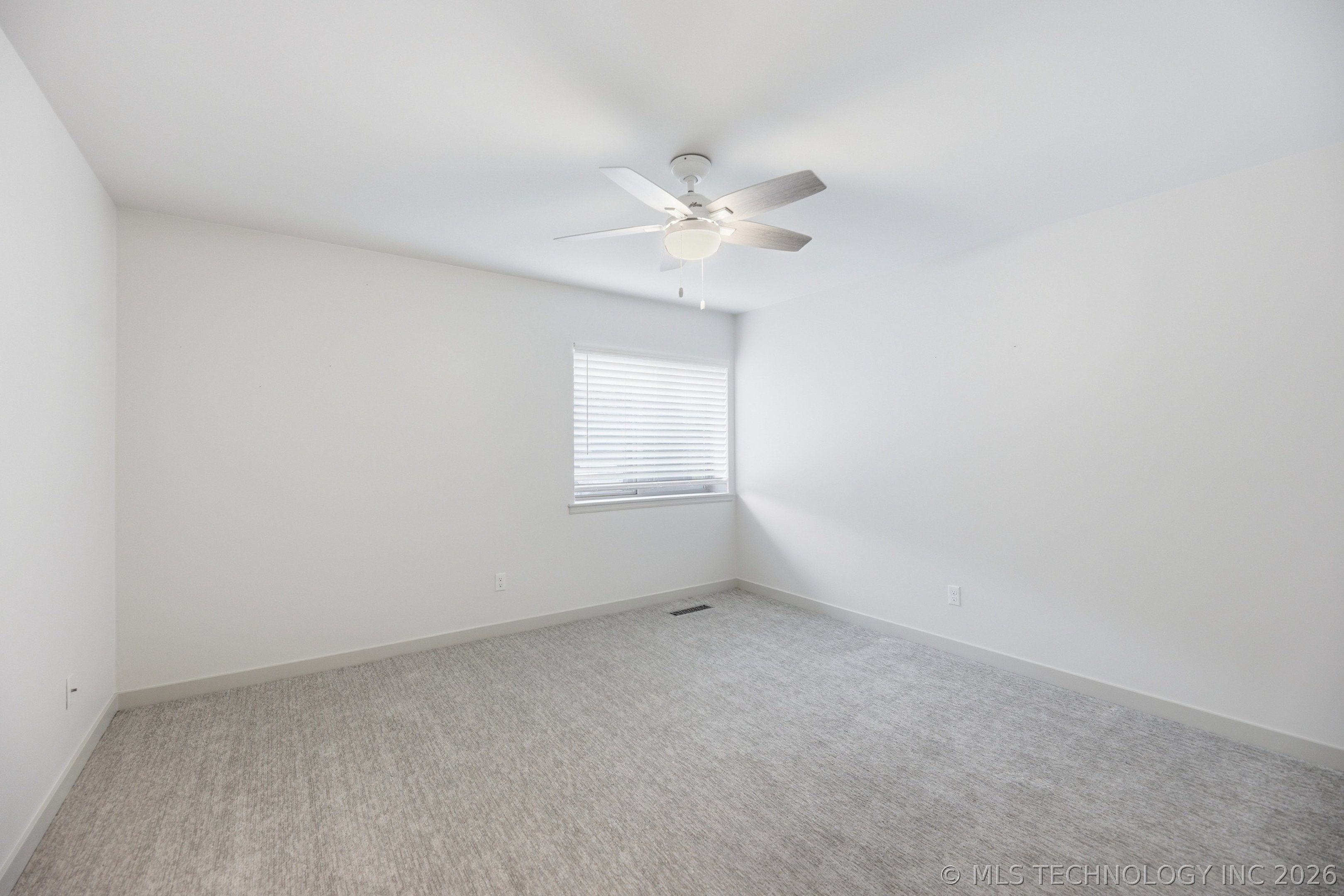 5206 S Harvard Avenue 105 Property Photo 15