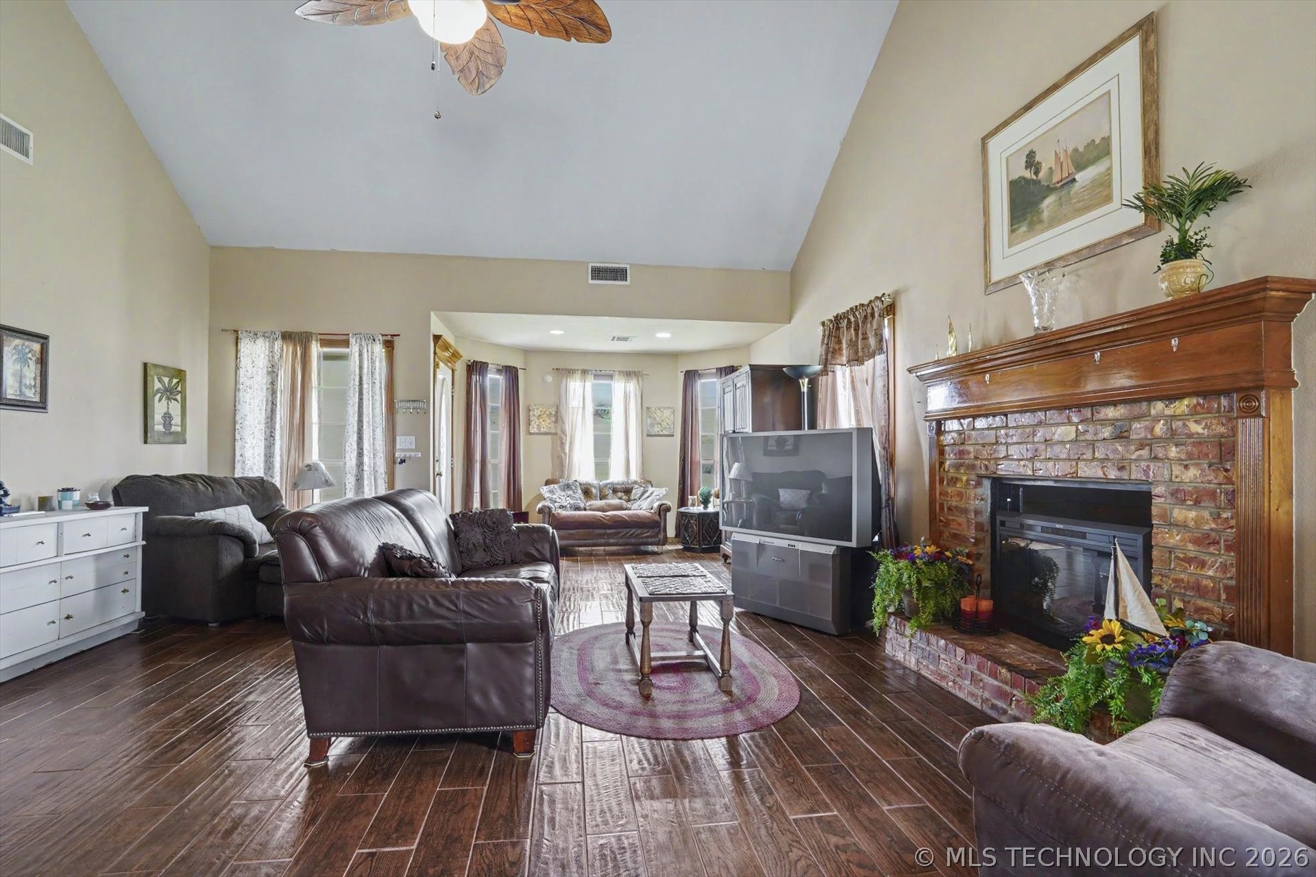 2652 Chute Drive Property Photo 9