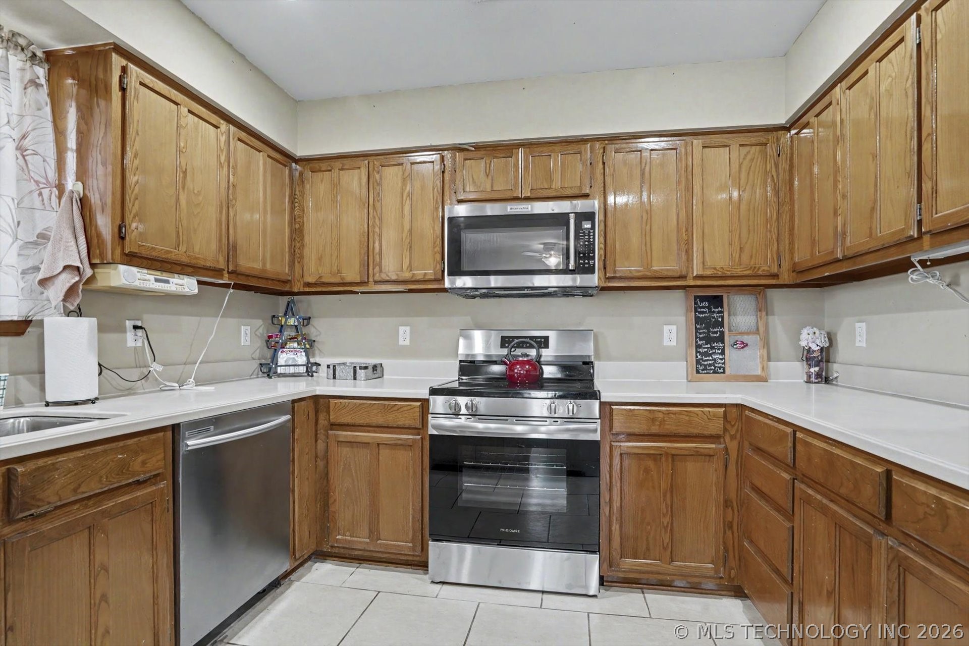 2652 Chute Drive Property Photo 14