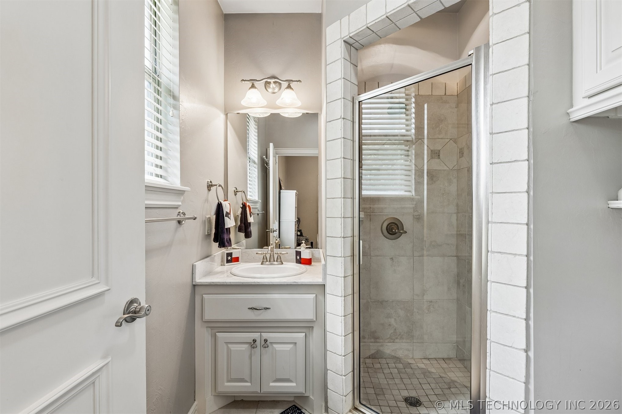 2901 Alyssum Property Photo 31