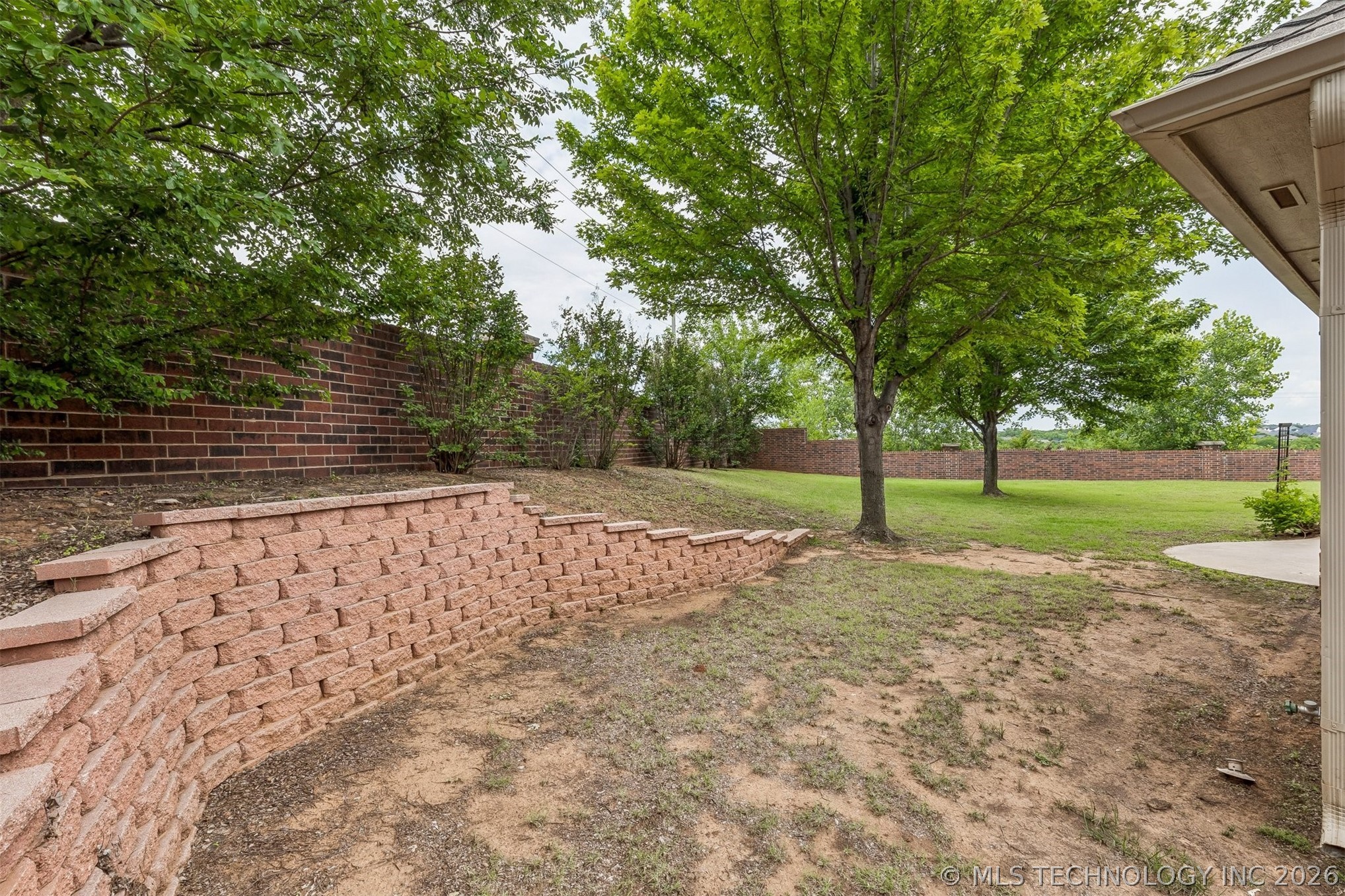 2901 Alyssum Property Photo 39