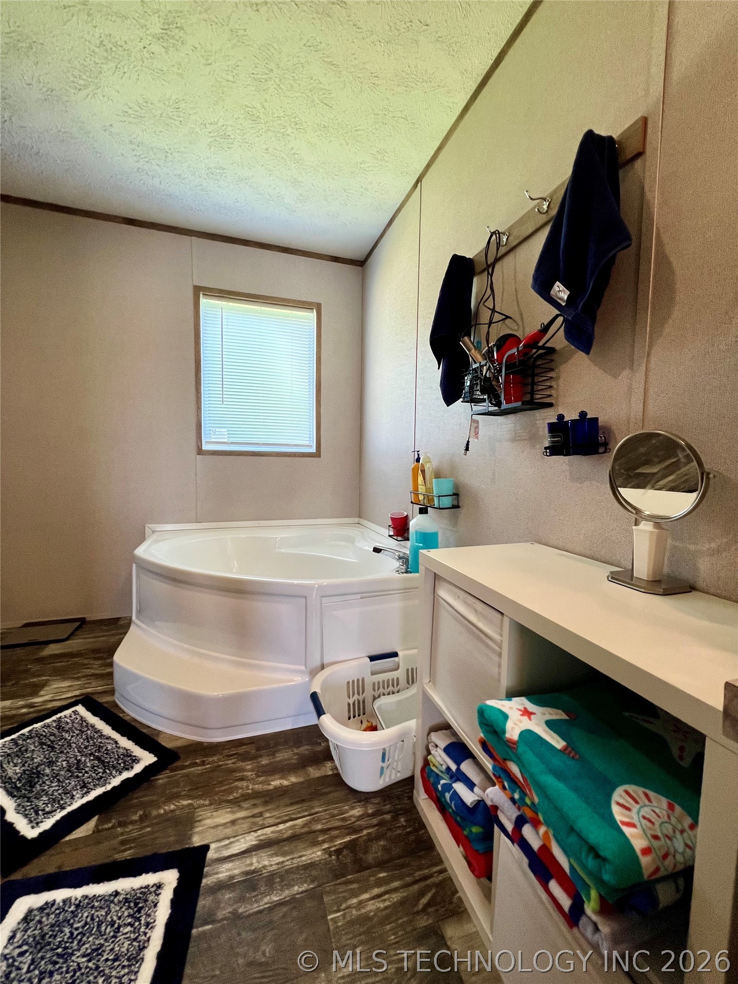 14068 Pond View Drive Property Photo 31