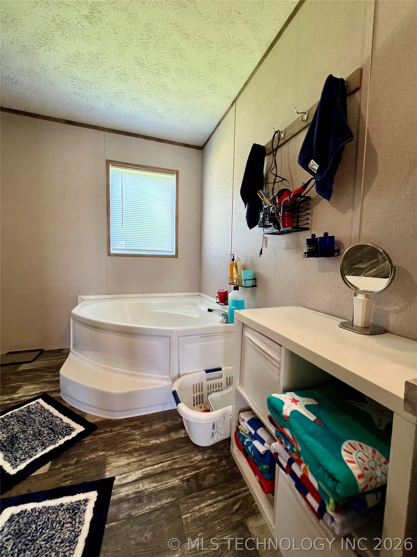 14068 Pond View Drive Property Photo 33