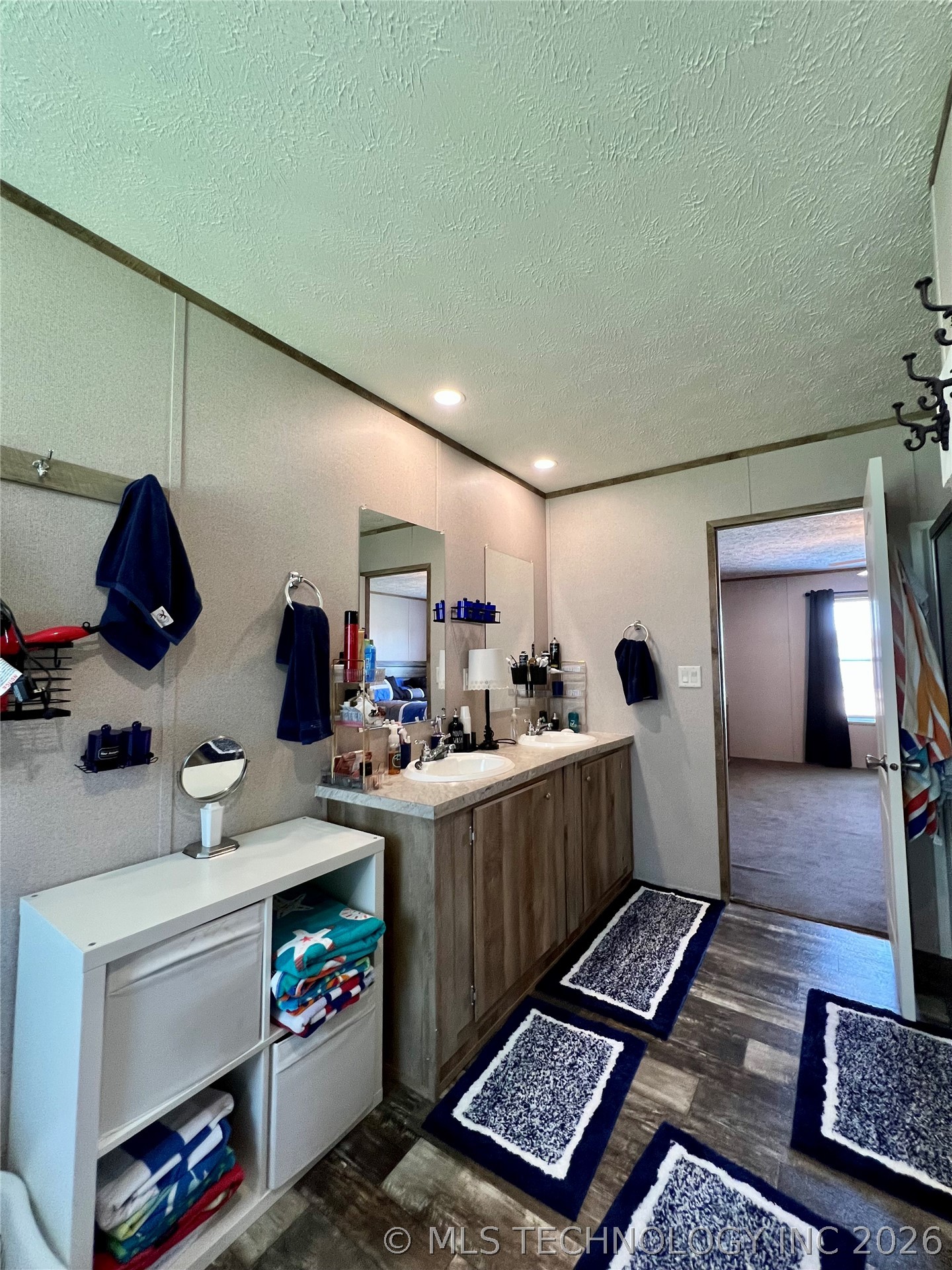 14068 Pond View Drive Property Photo 34