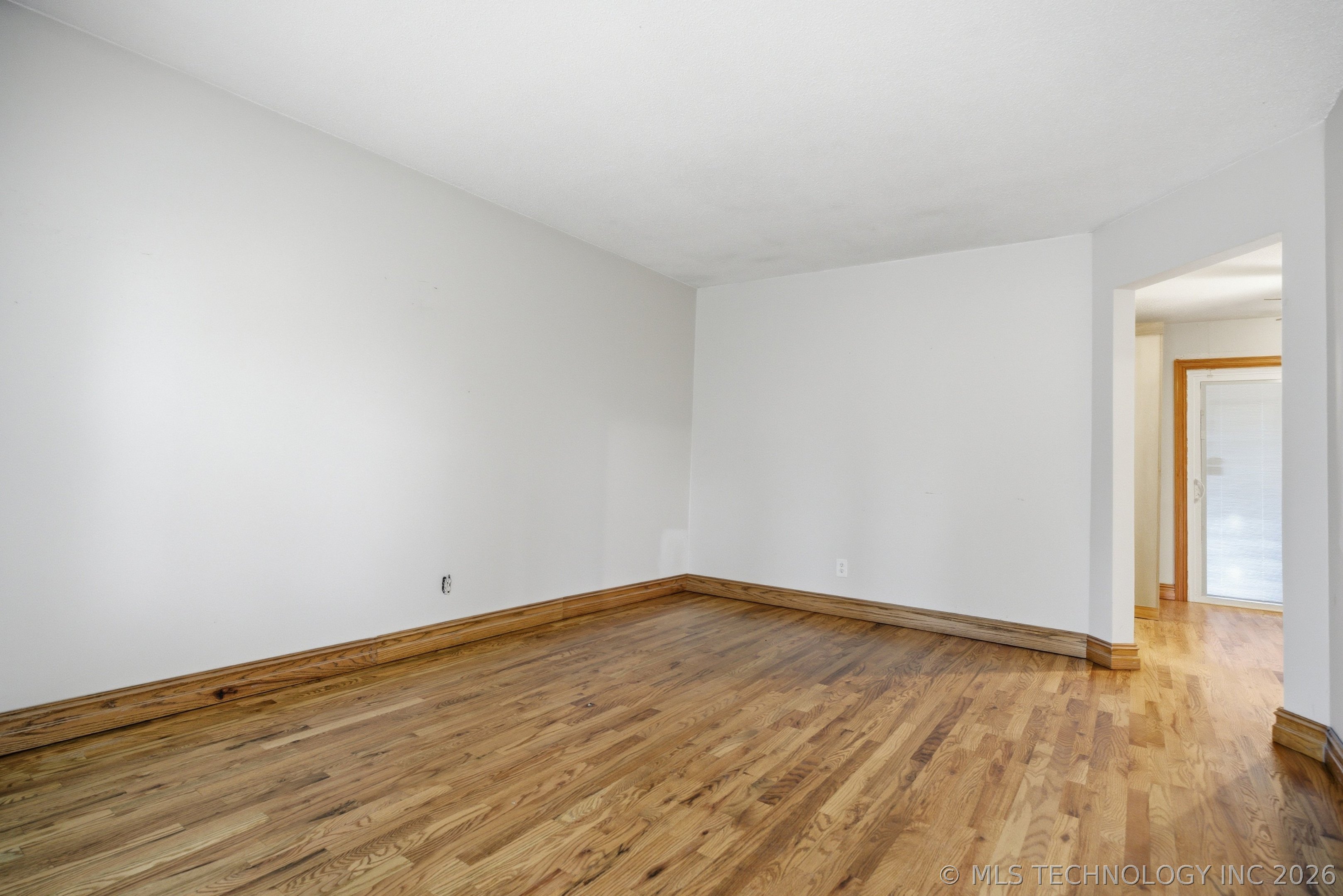 16553 E 2nd Place Property Photo 4