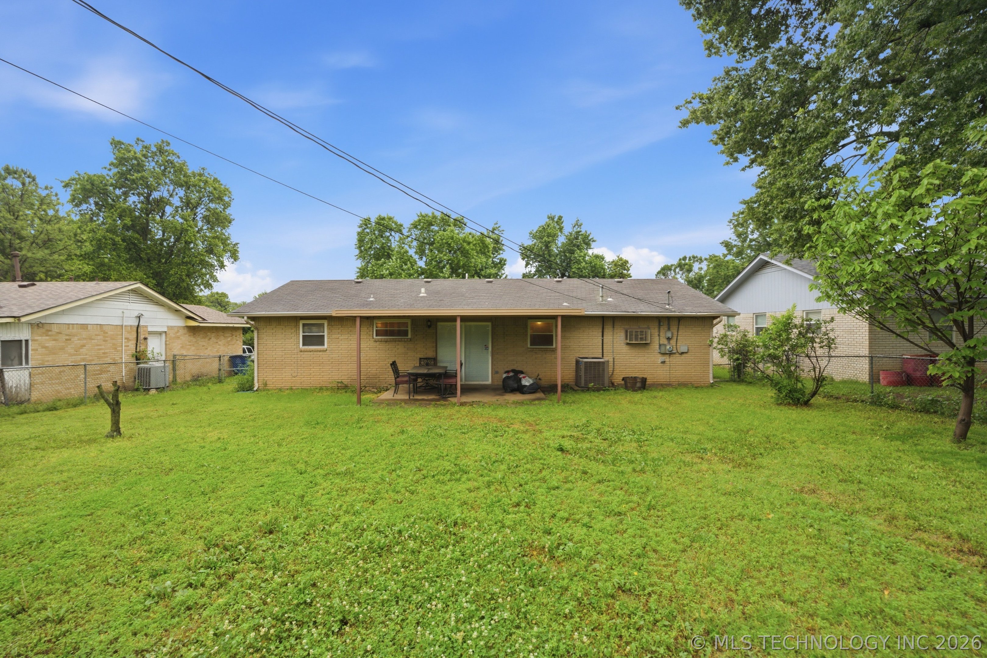 16553 E 2nd Place Property Photo 22