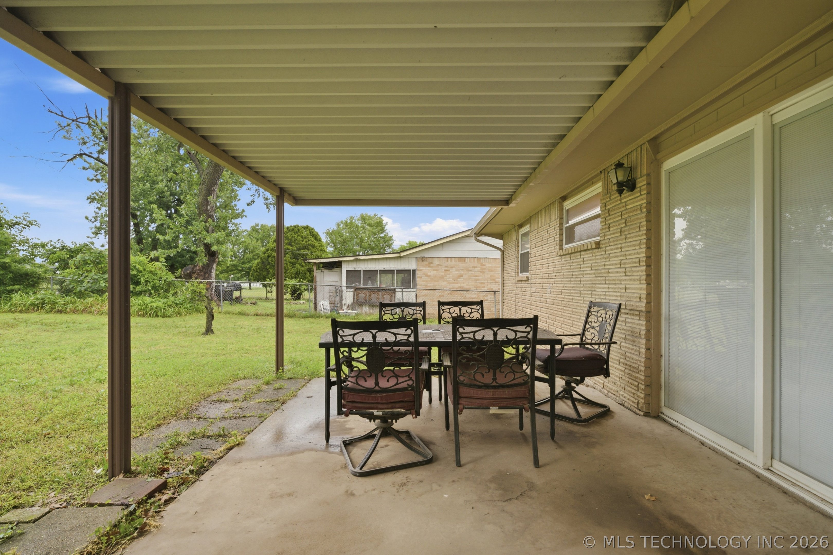16553 E 2nd Place Property Photo 24