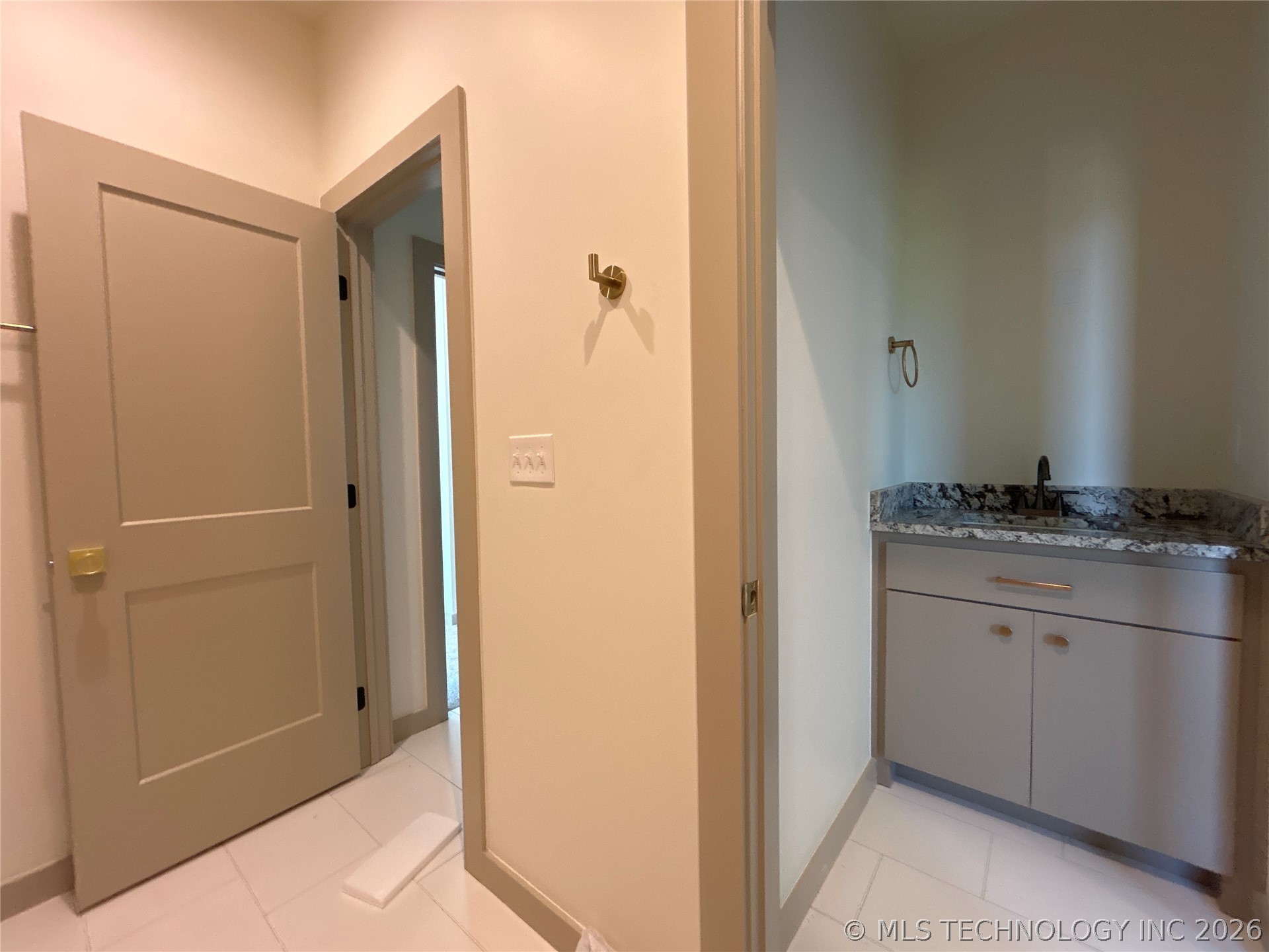 16607 E 41st Place S Property Photo 69