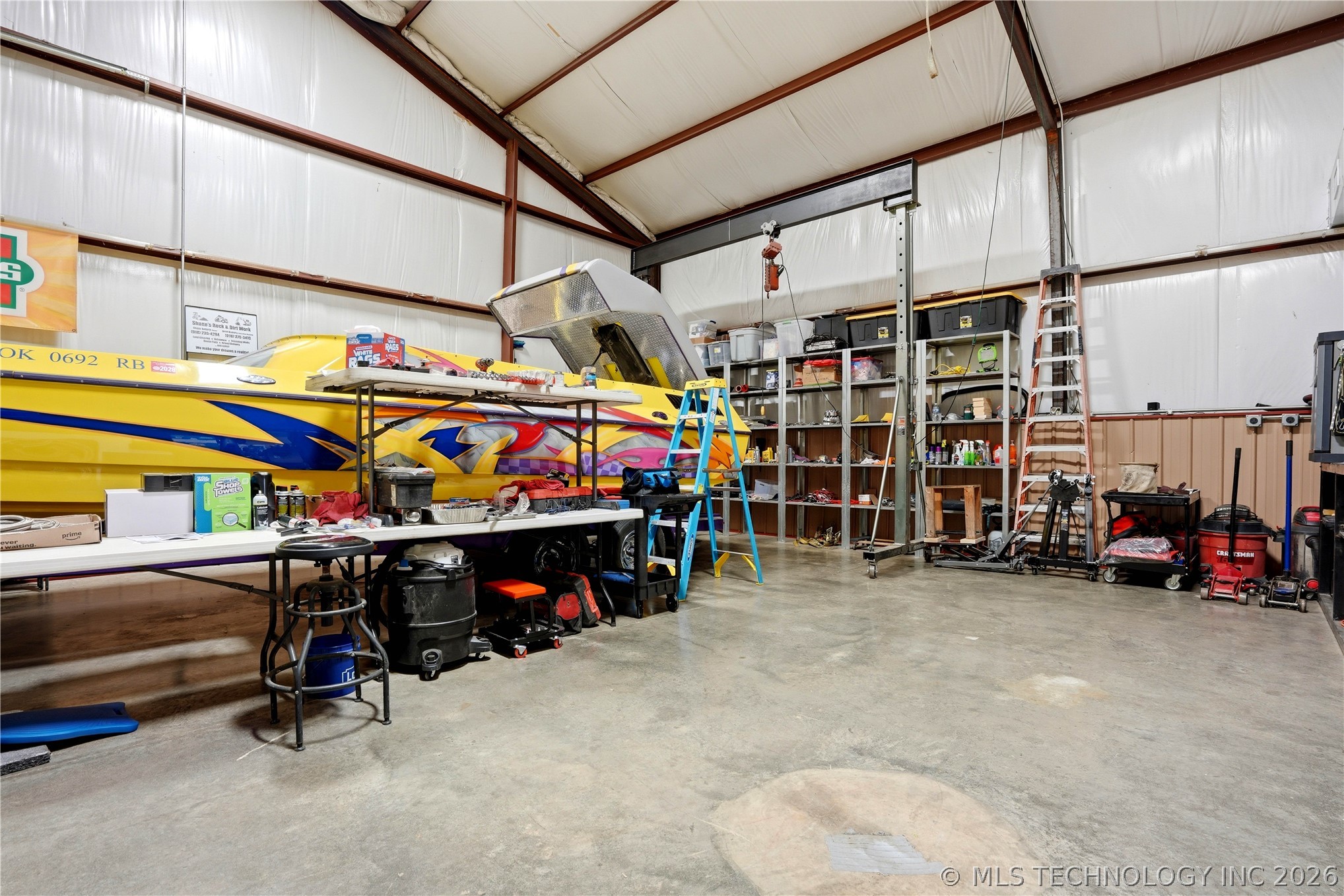 448622 E 978 Road Property Photo 6