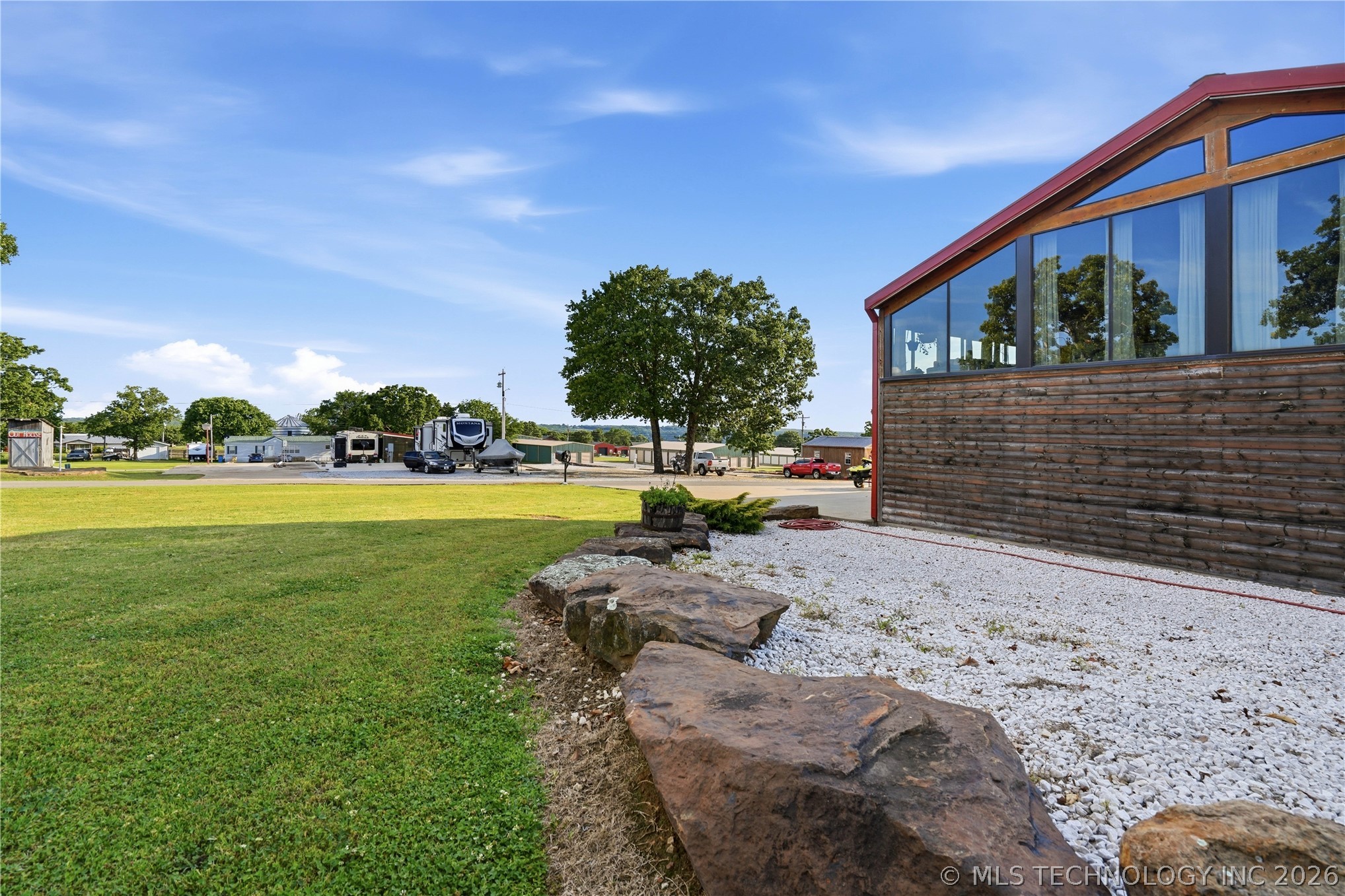 448622 E 978 Road Property Photo 66
