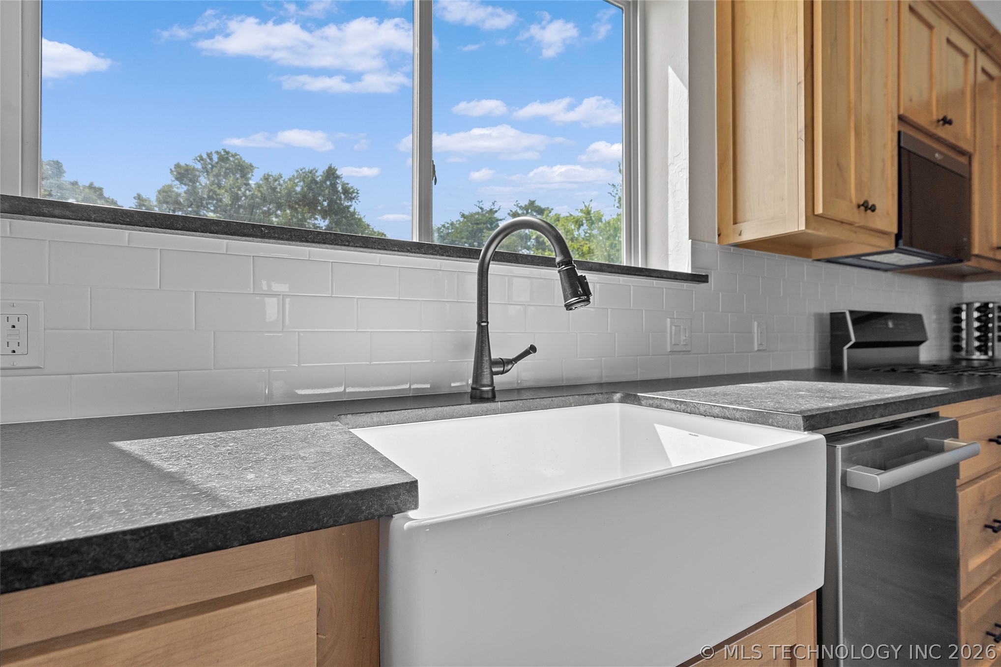 14570 Box Road Property Photo 16