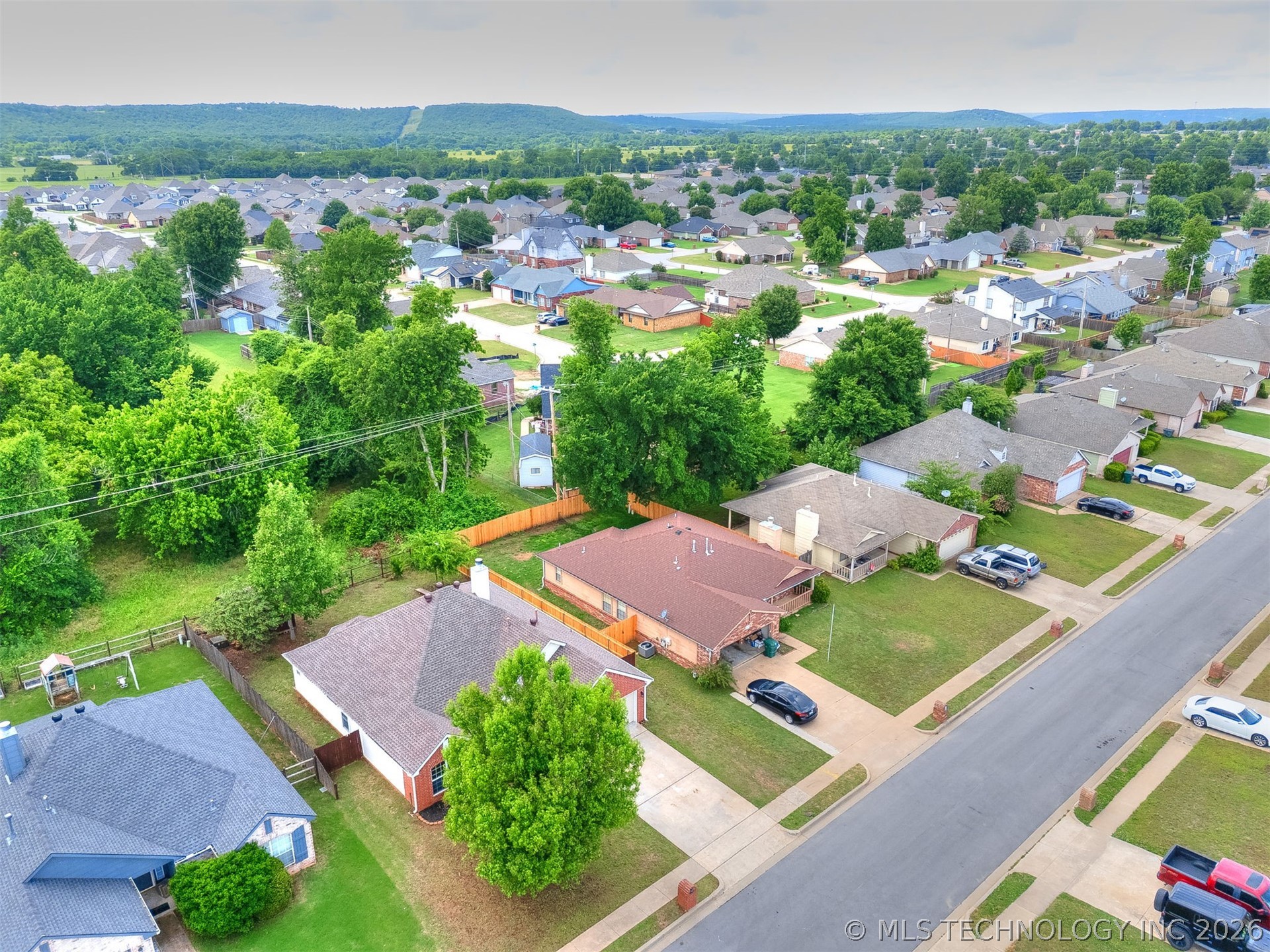 5324 S Redbud Place Property Photo 9