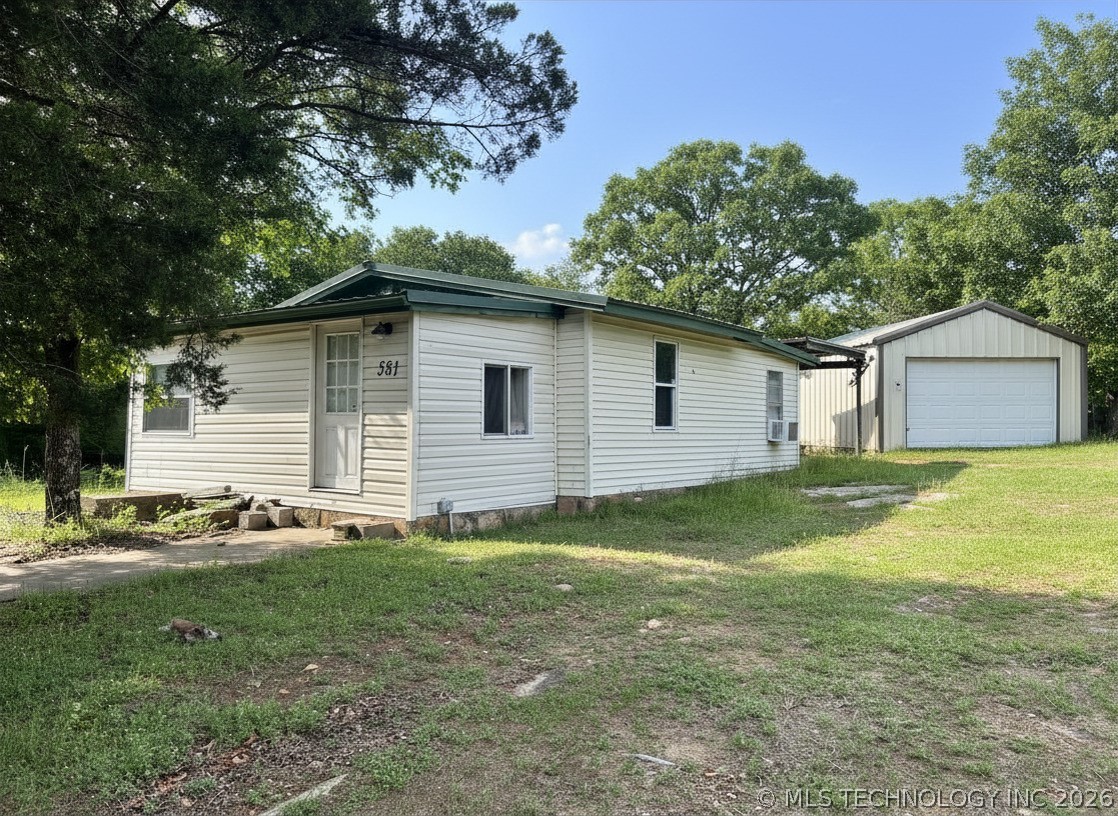581 Dozer Bend Property Photo 1