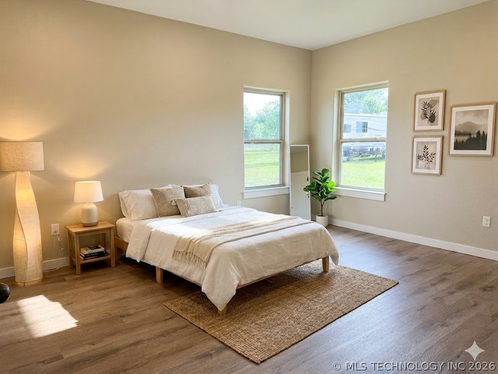 384 Western Hills Property Photo 4