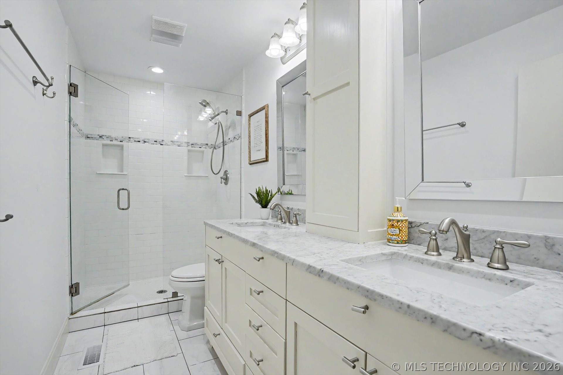 4733 S Evanston Avenue Property Photo 18