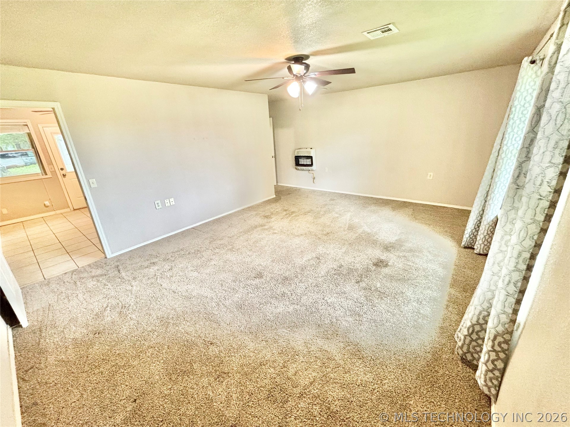 106 E Elk Road Property Photo 13