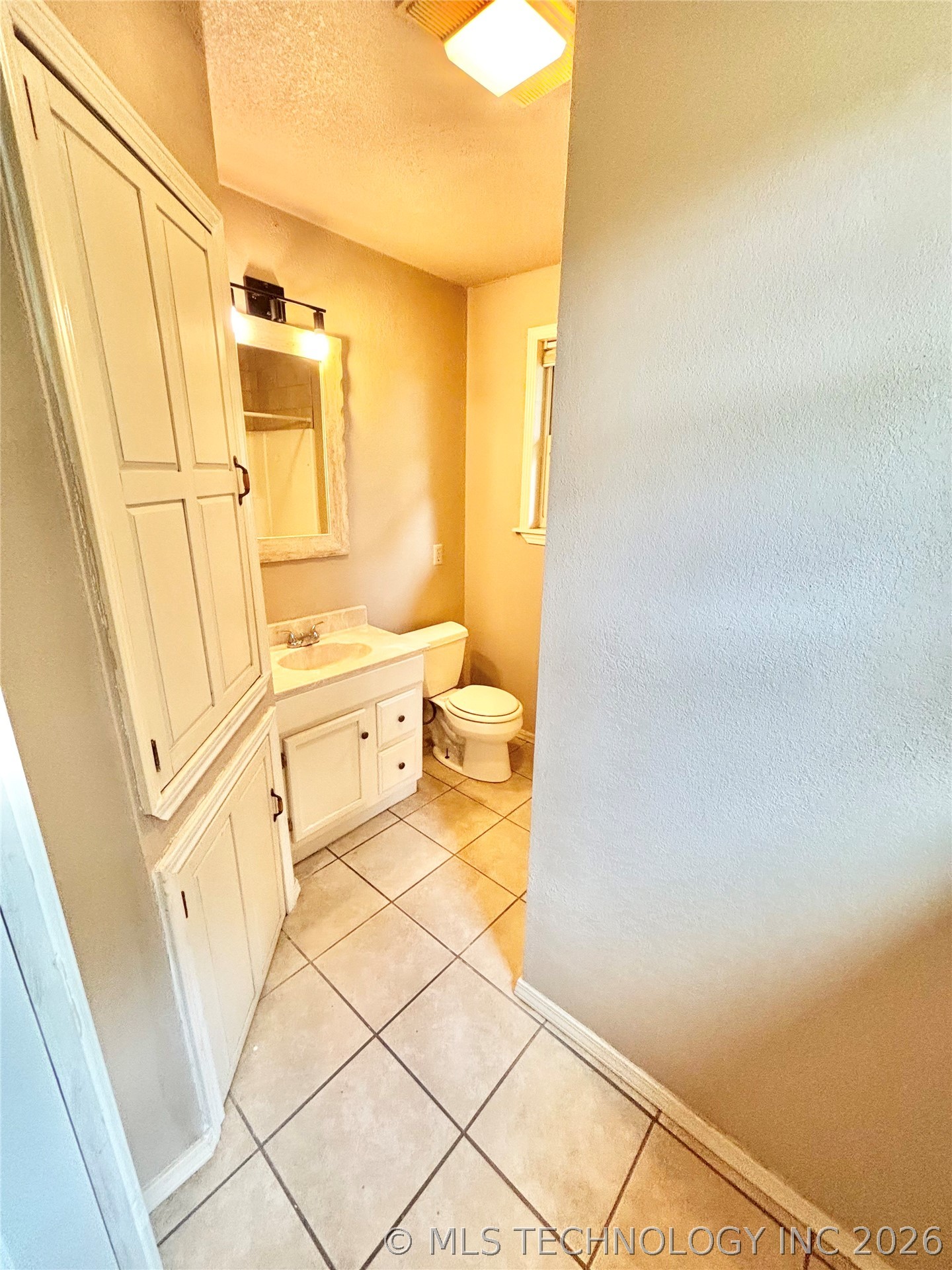 106 E Elk Road Property Photo 17