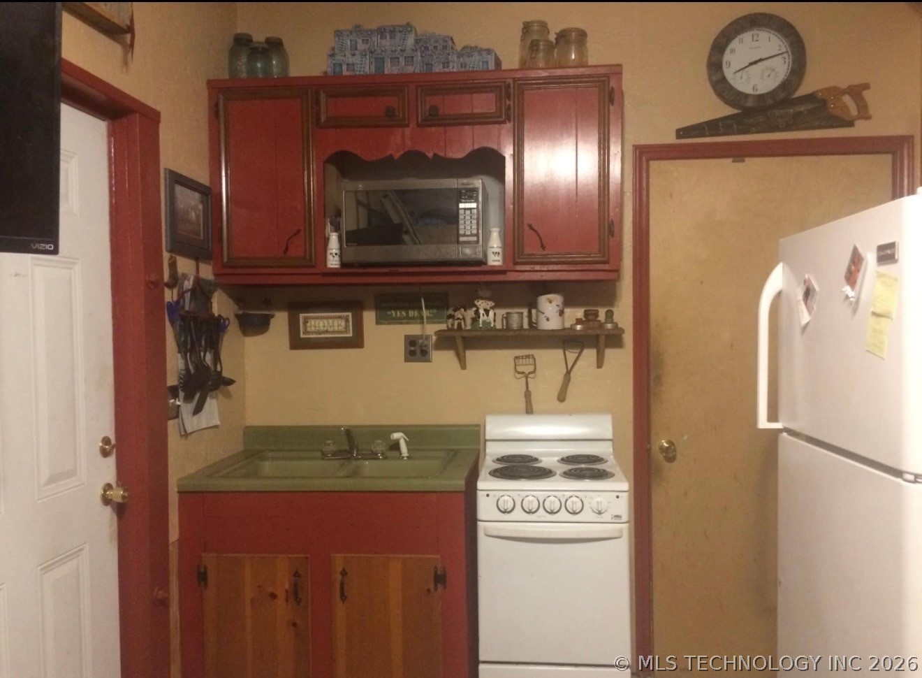 2619538 Property Photo 3