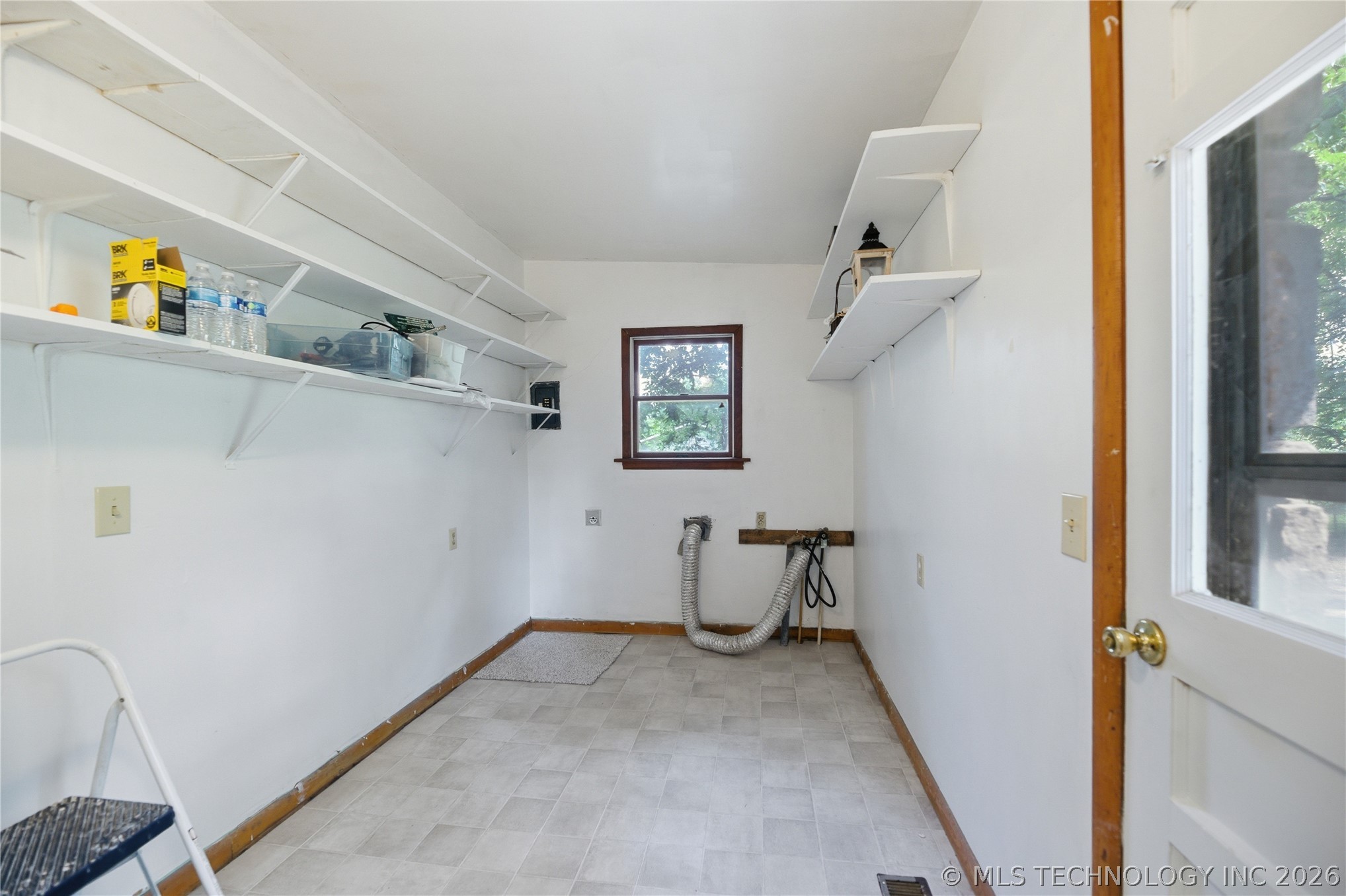 5641 S 369th West Avenue Property Photo 10