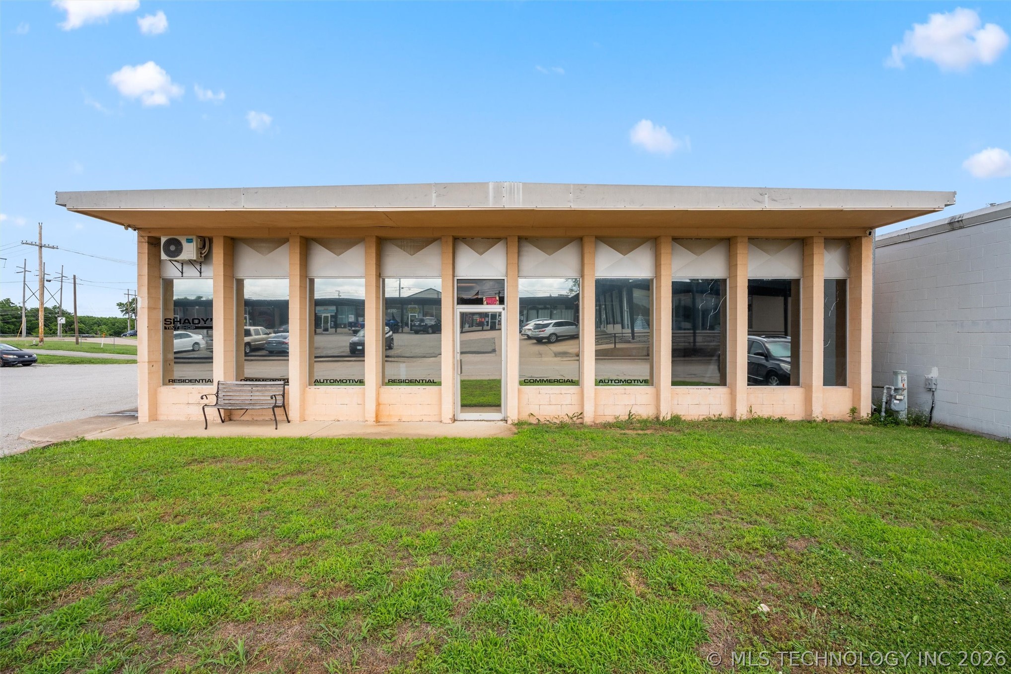 218 S Comanche Avenue Property Photo 10