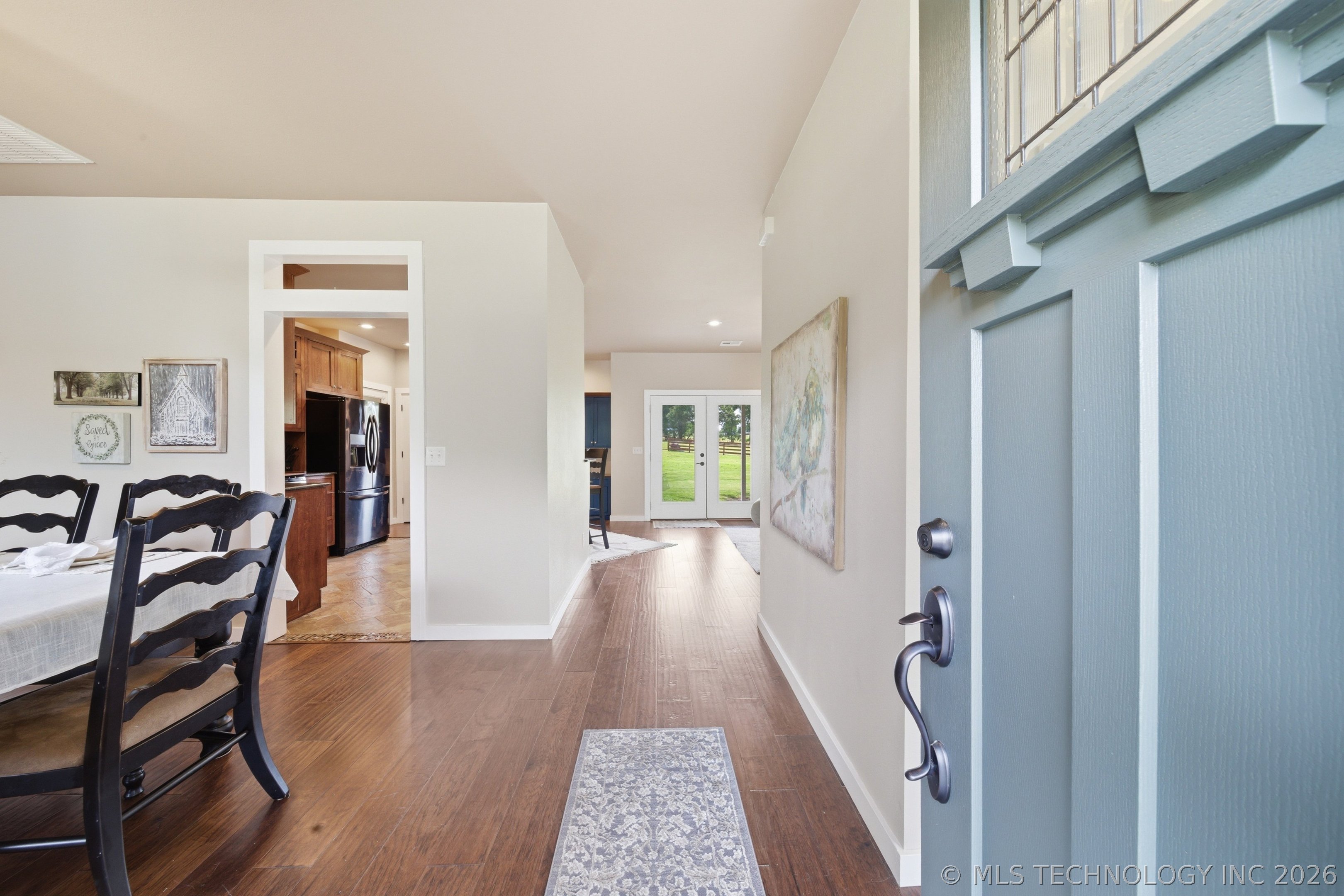 14252 E Lake Drive Property Photo 6