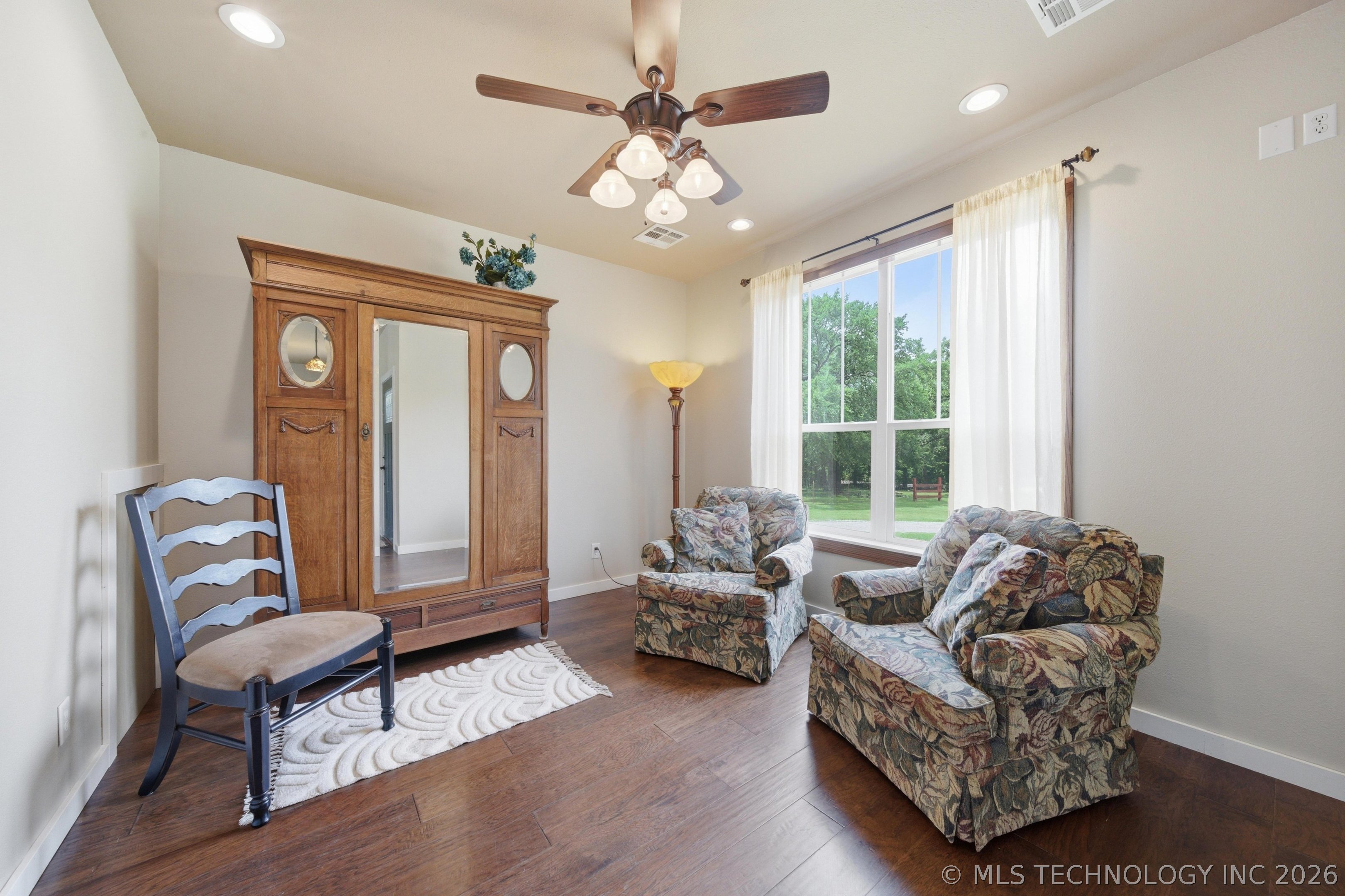 14252 E Lake Drive Property Photo 19