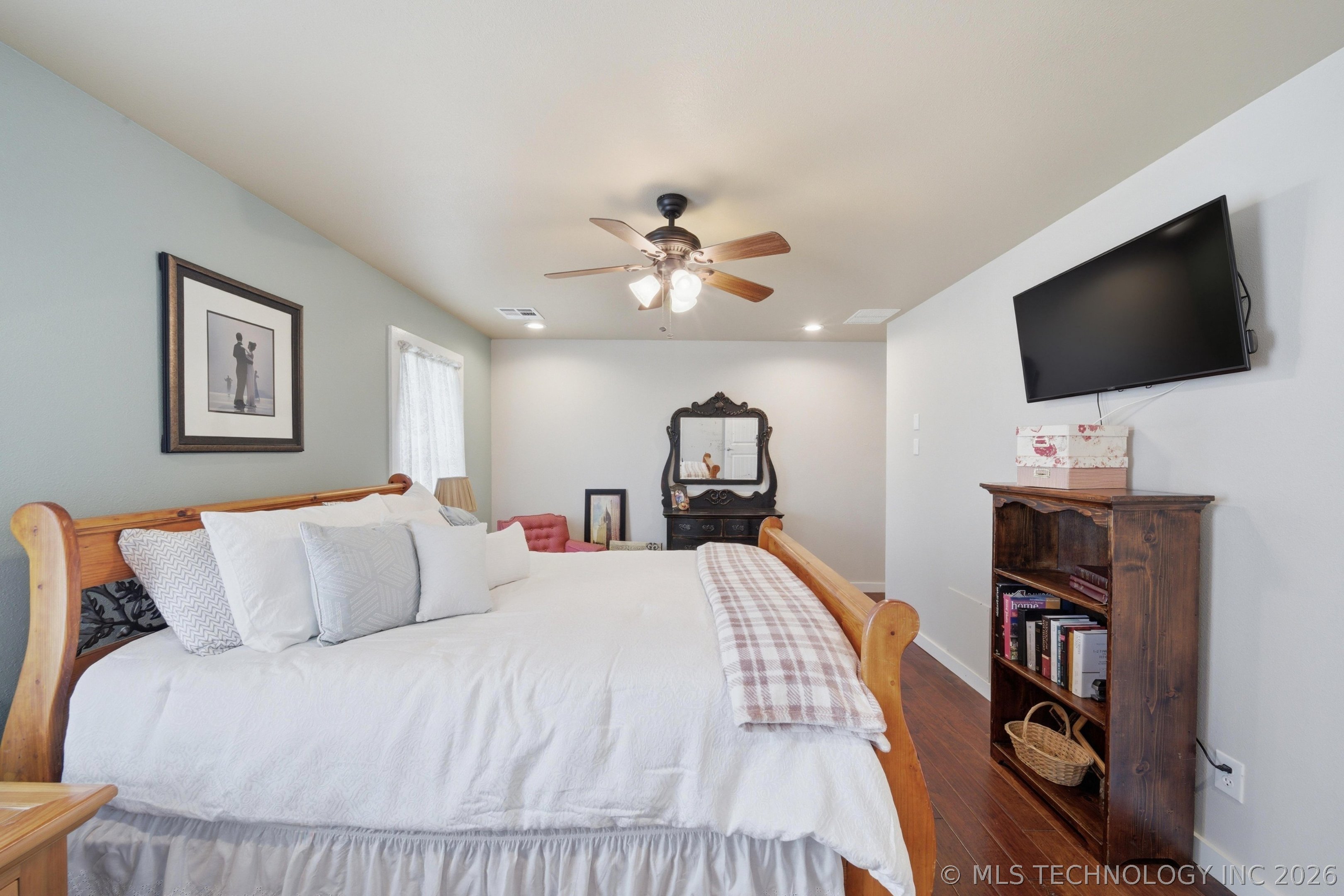 14252 E Lake Drive Property Photo 27