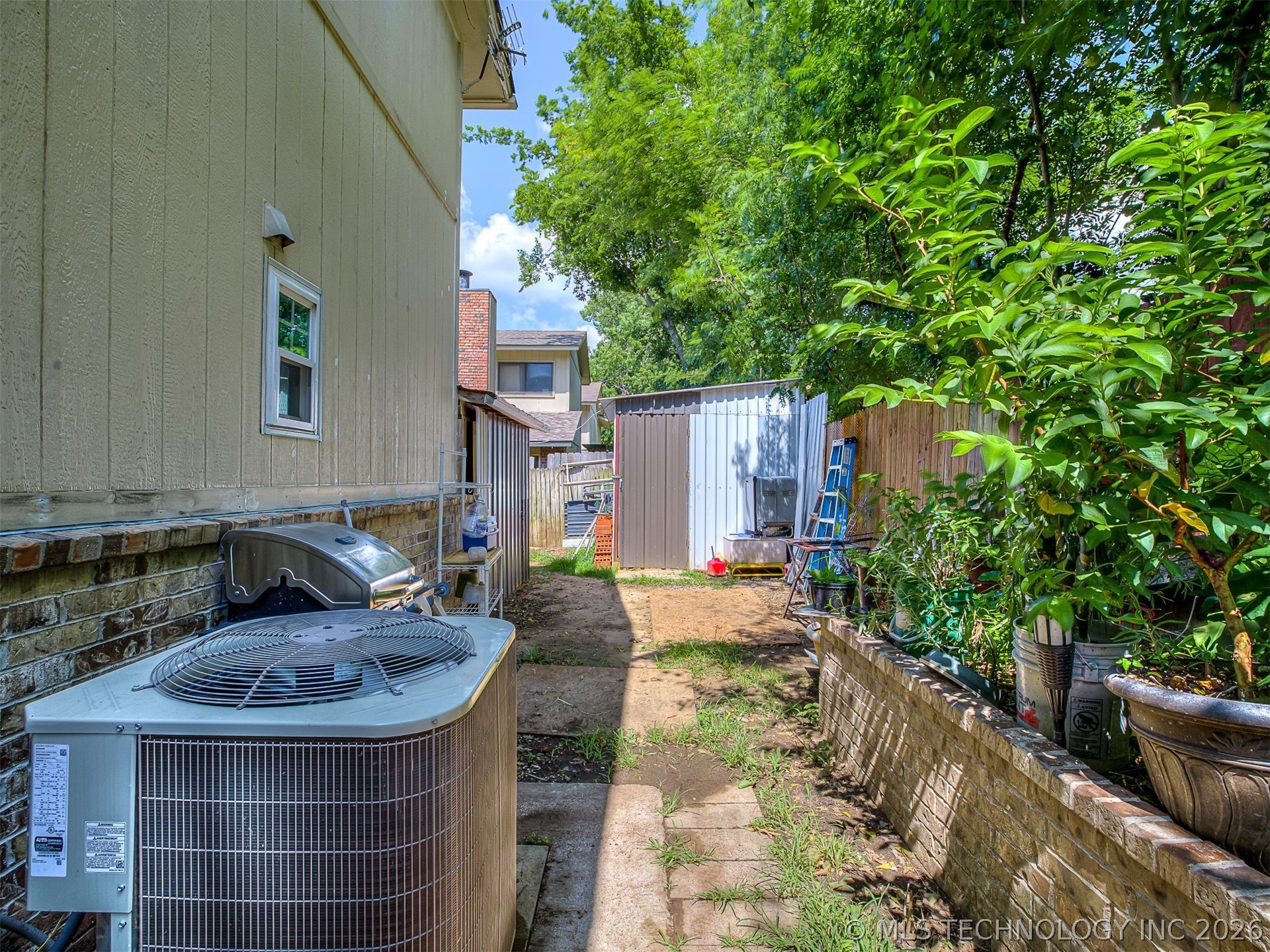 13033 E 28th Place Property Photo 46