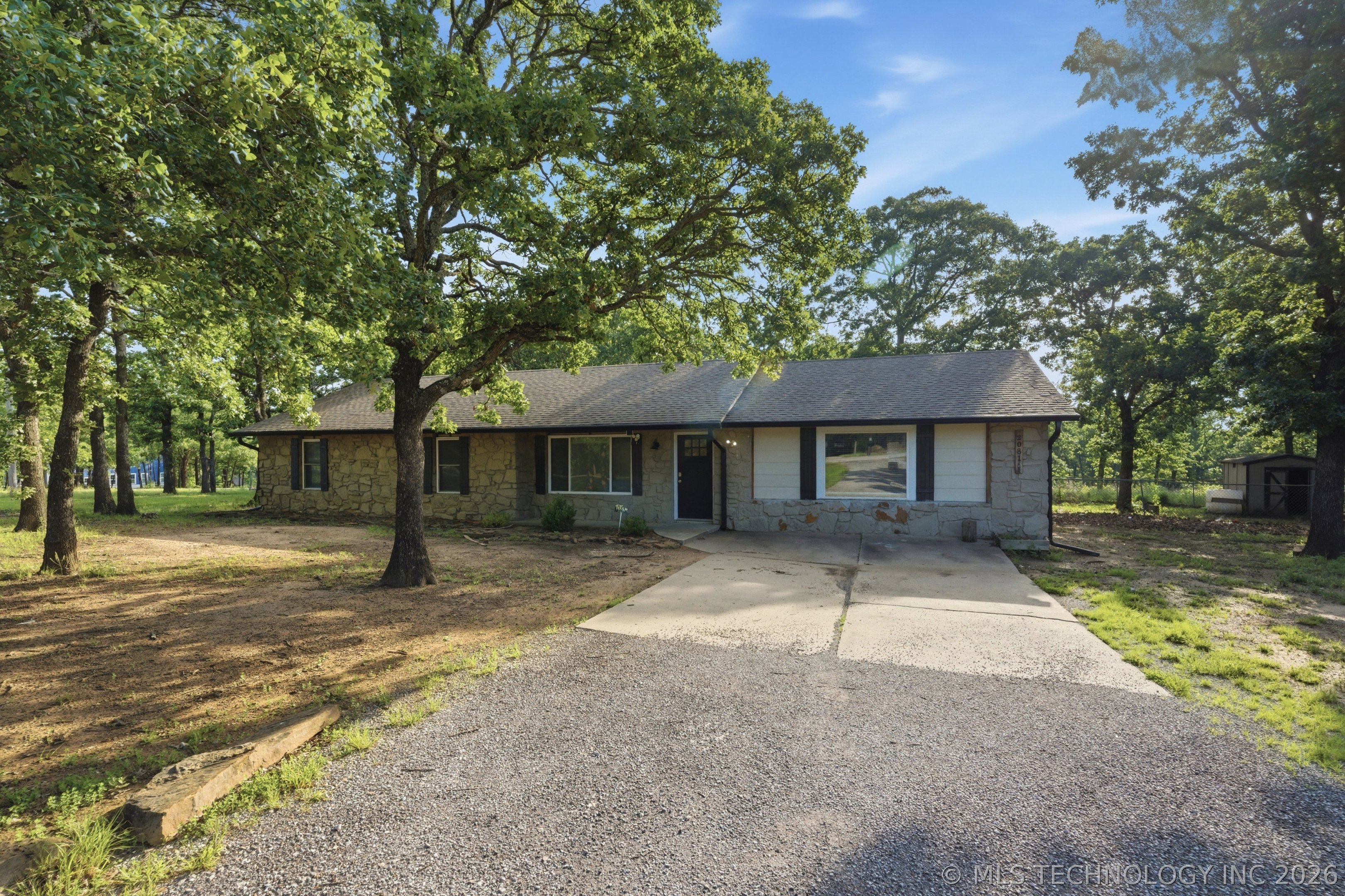 20815 S 142nd East Avenue Property Photo 44