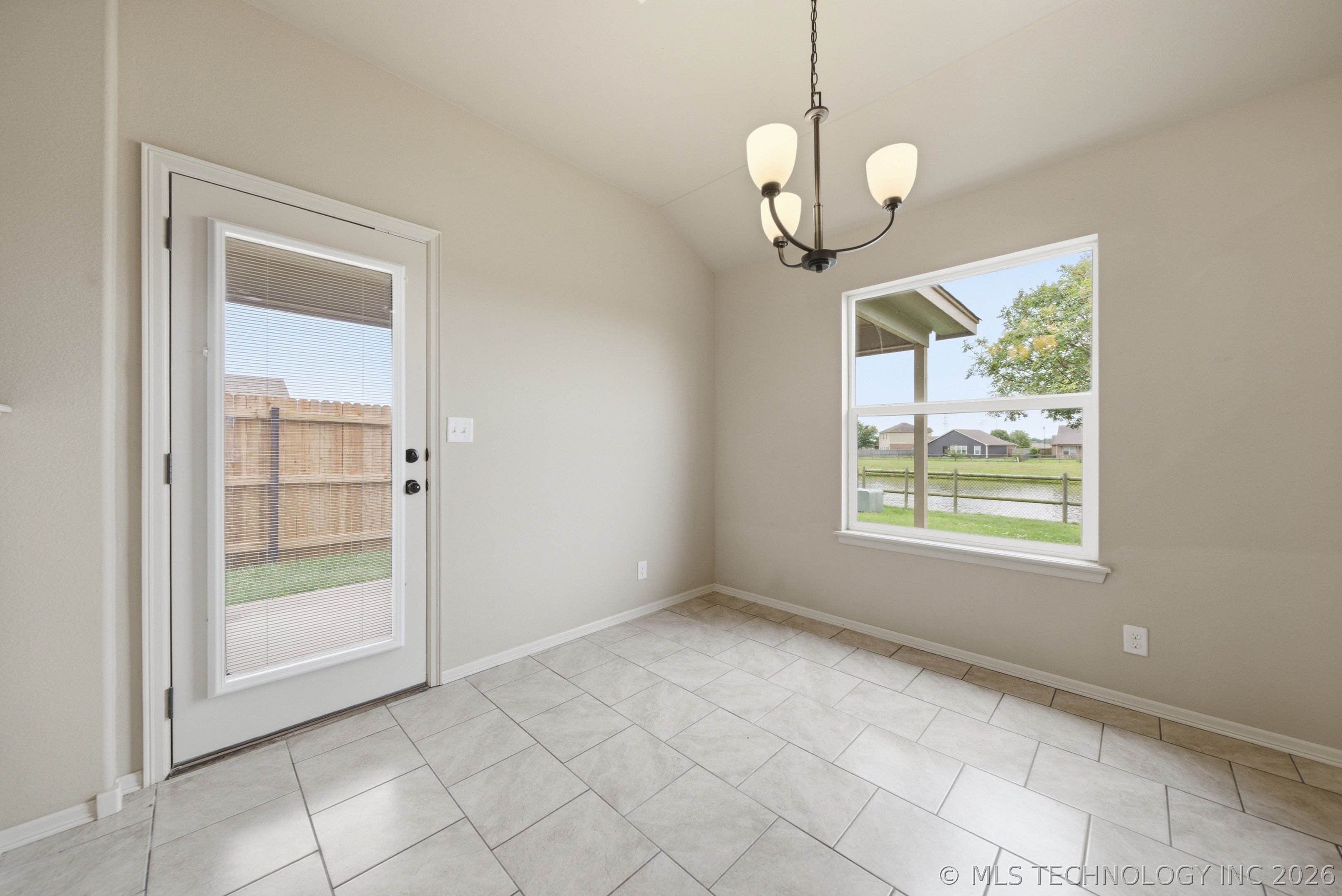 14506 E 111th Place N Property Photo 11