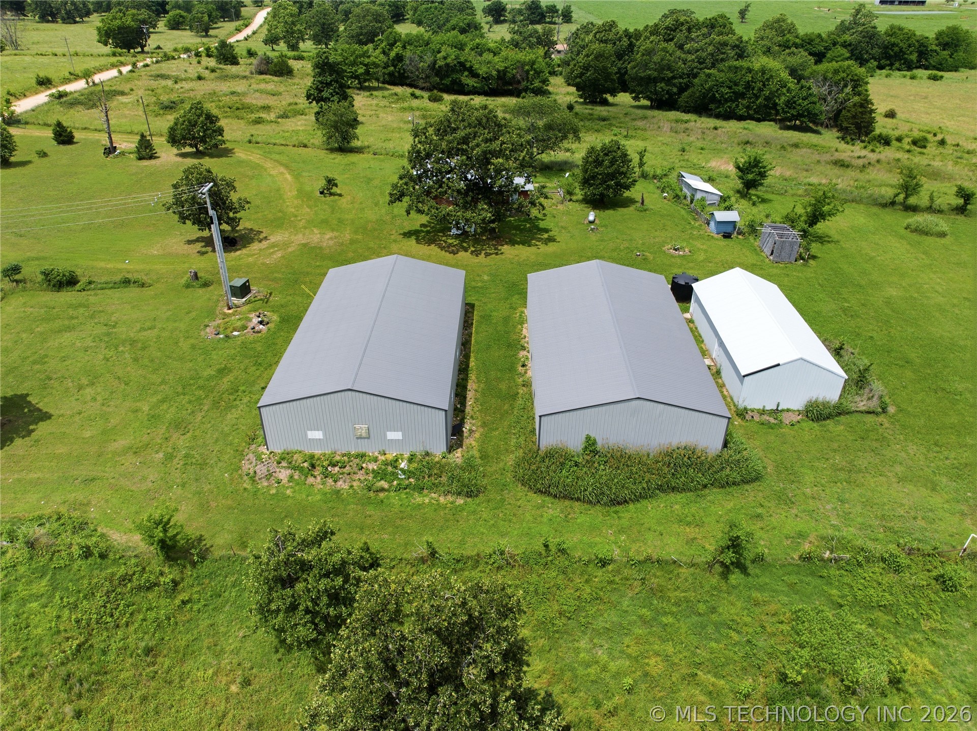471089 E 670 Property Photo 15