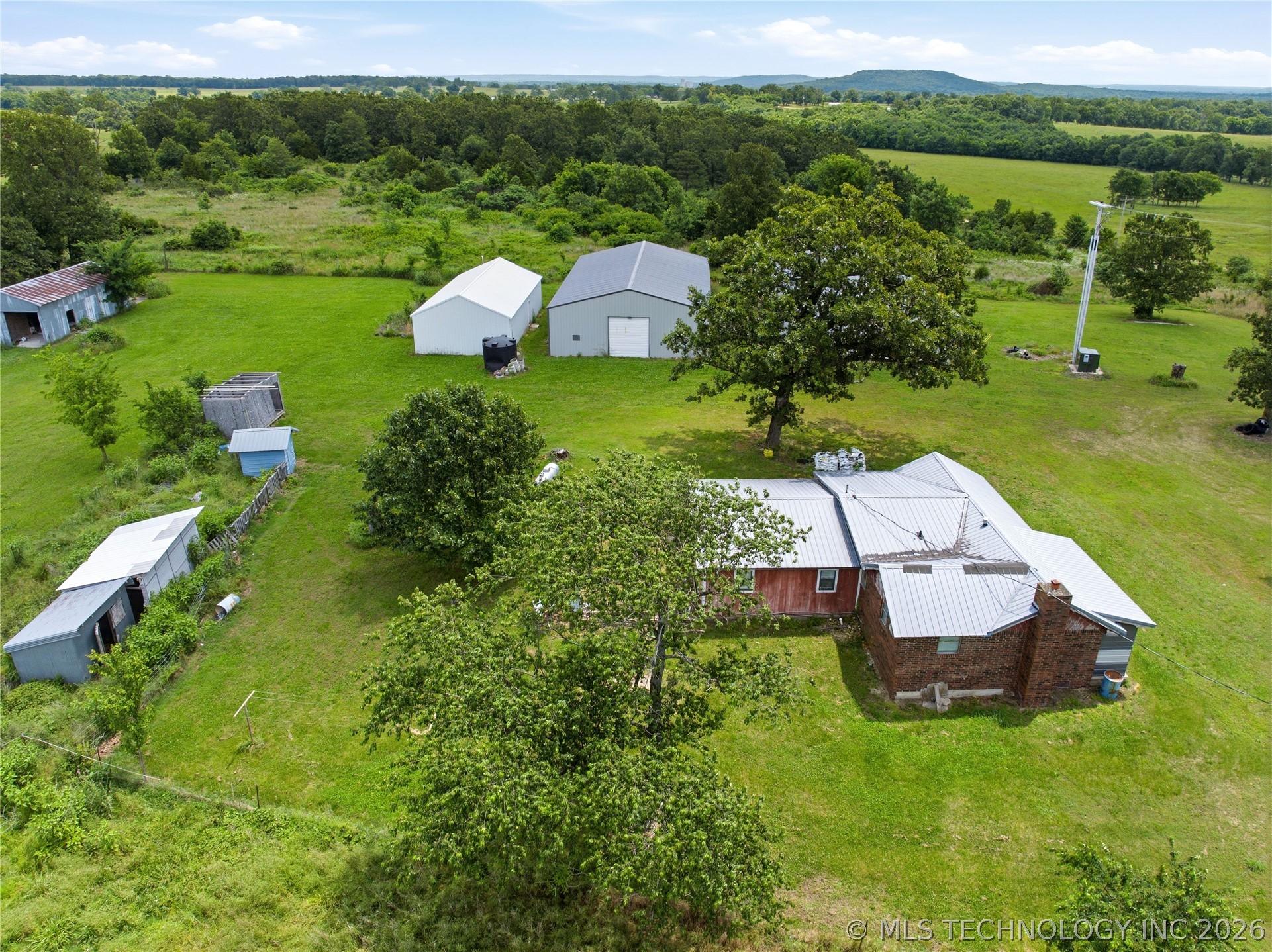 471089 E 670 Property Photo 20
