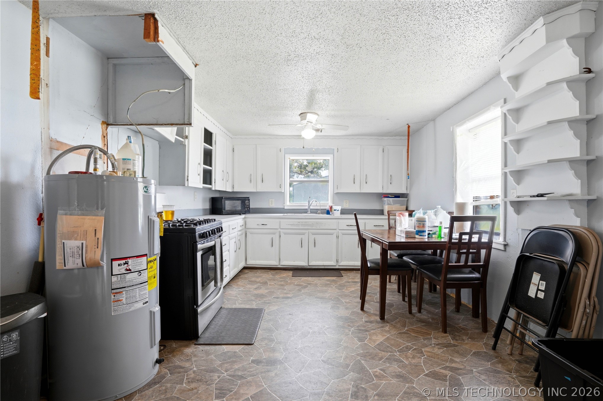 471089 E 670 Property Photo 22