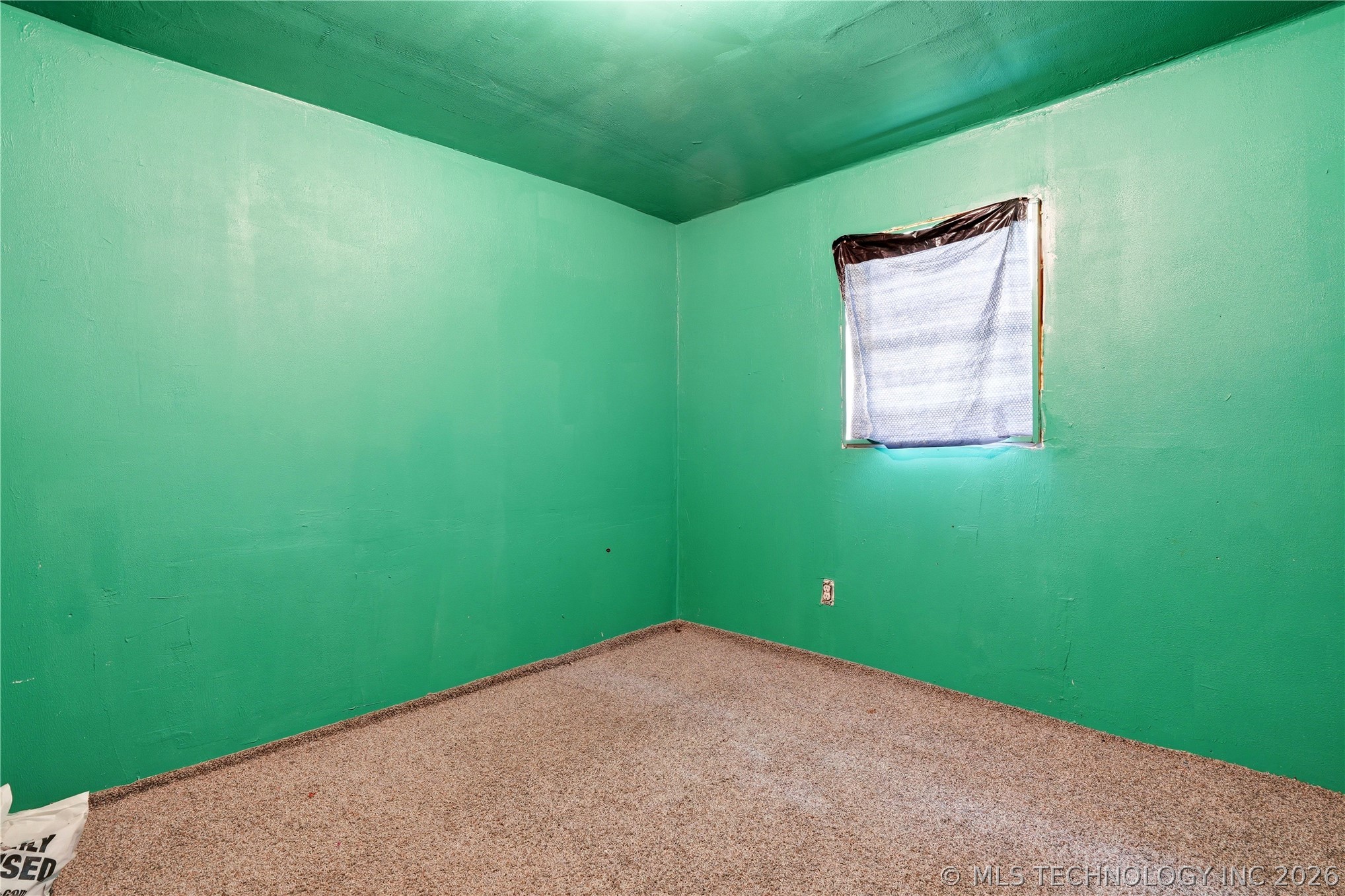 471089 E 670 Property Photo 24