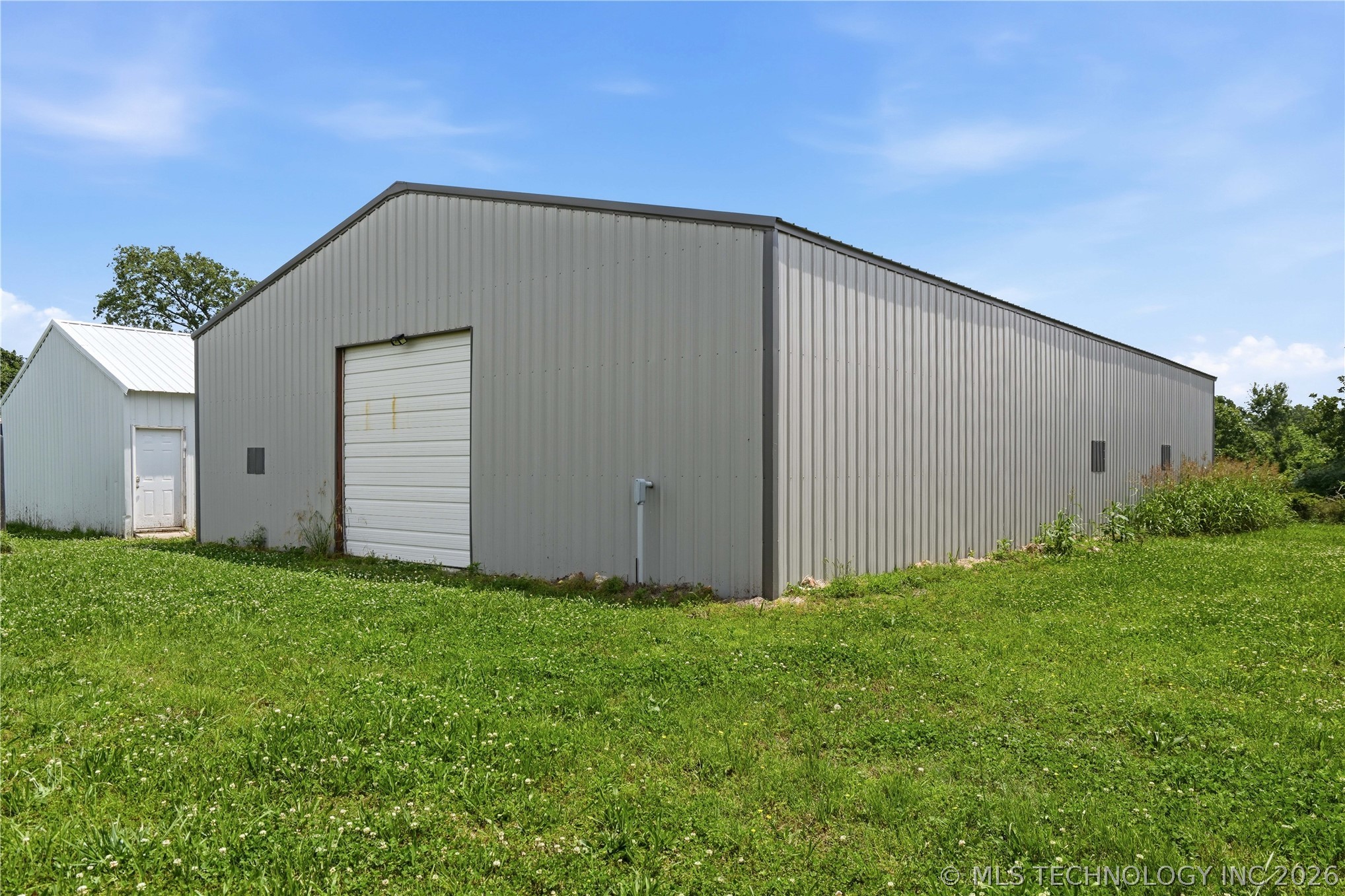 471089 E 670 Property Photo 34