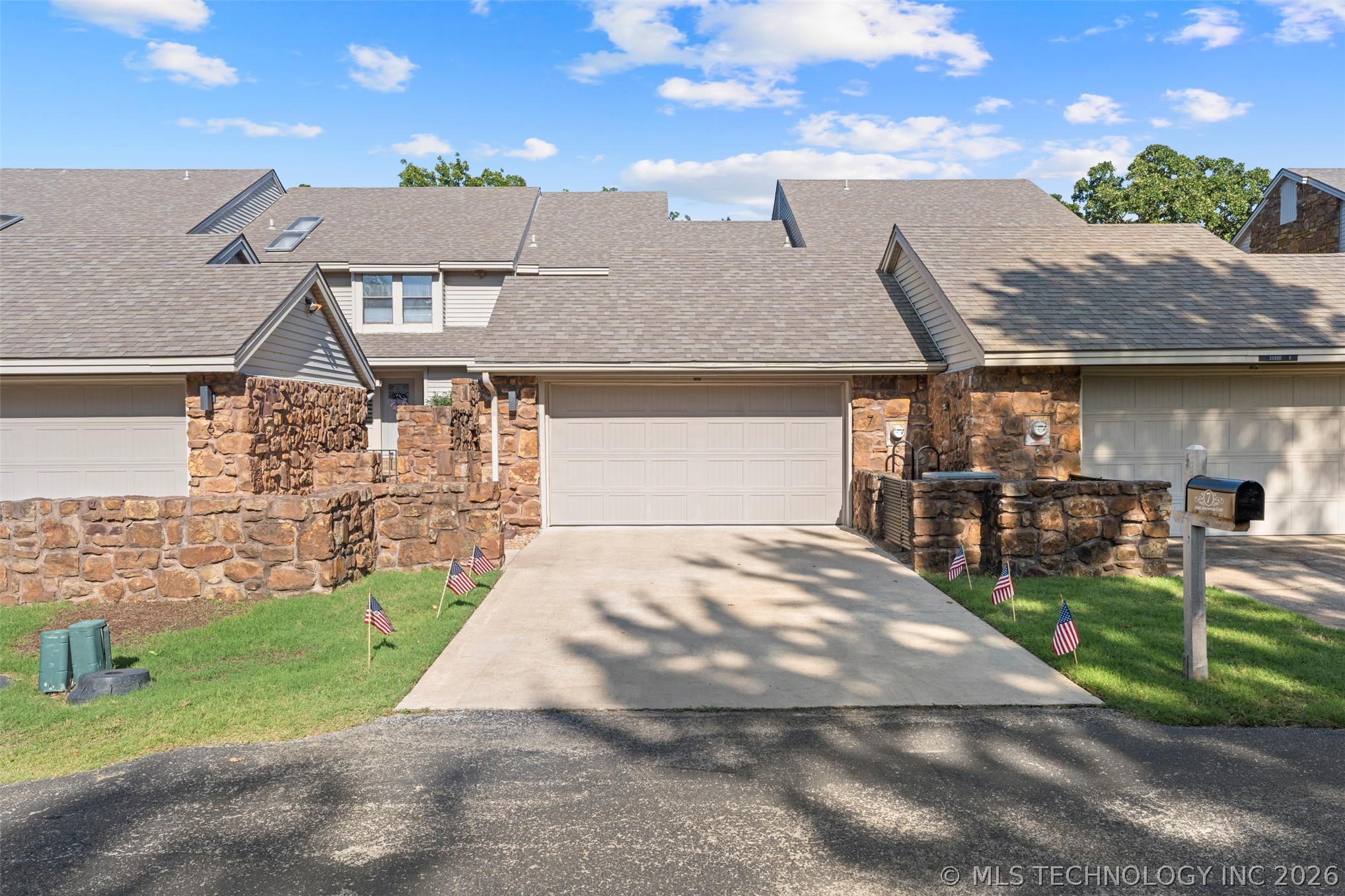 33601 Dogwood Cliffs 7 Property Photo 1