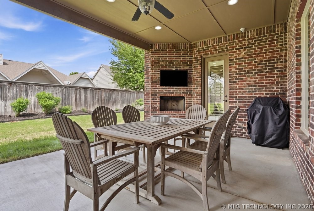 2821 E 103rd Place Property Photo 63