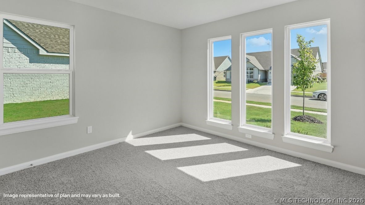 2023 E San Antonio Street Property Photo 8