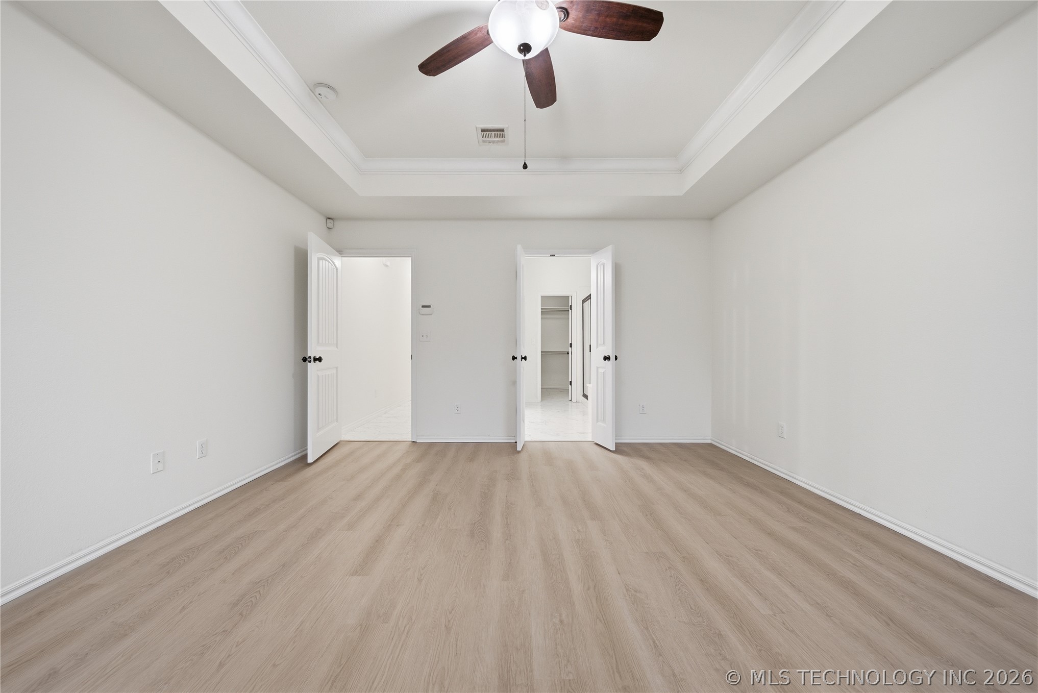 2445 S Oak Avenue Property Photo 15
