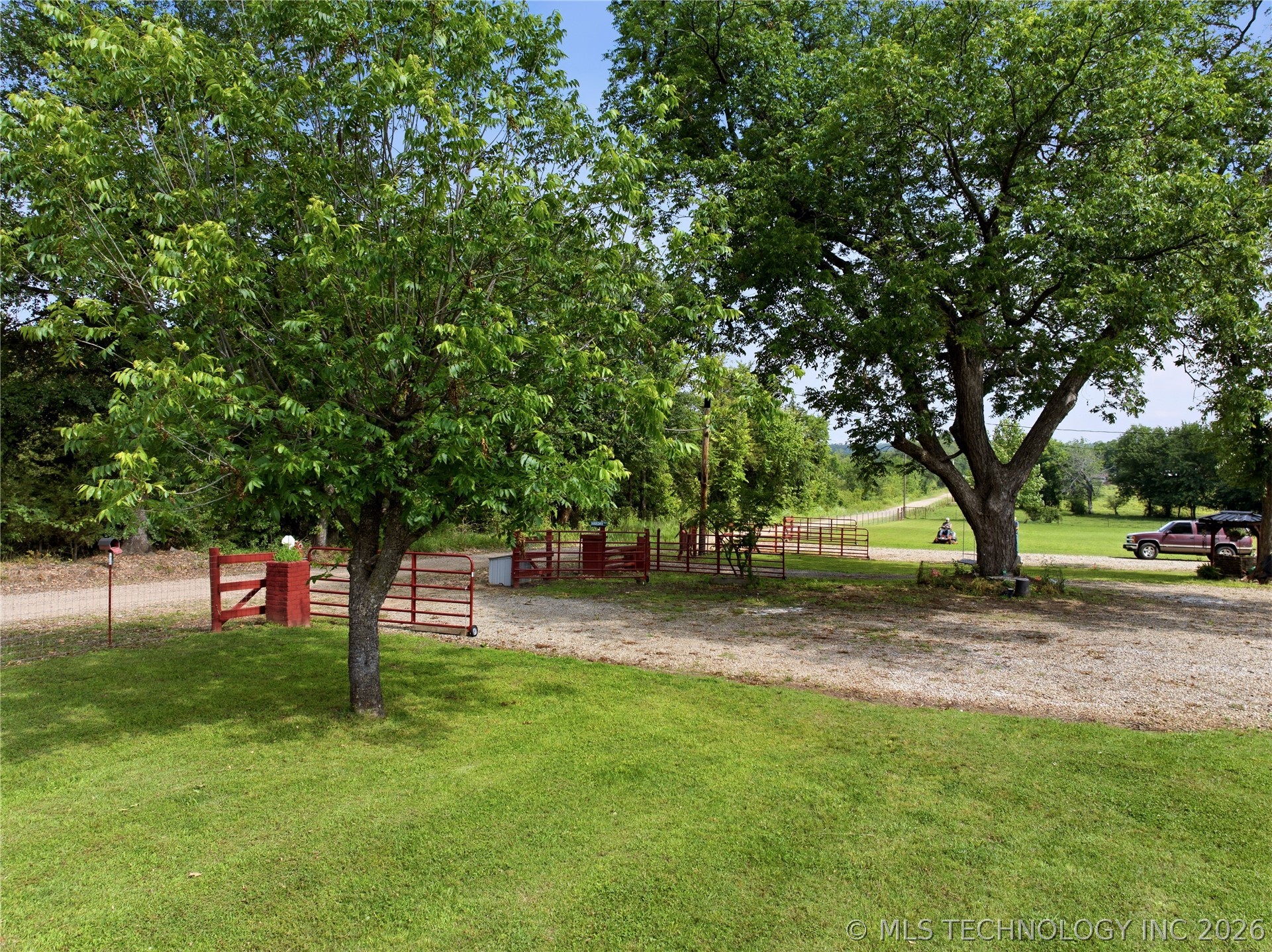 104553 S 4660 Road Property Photo 19