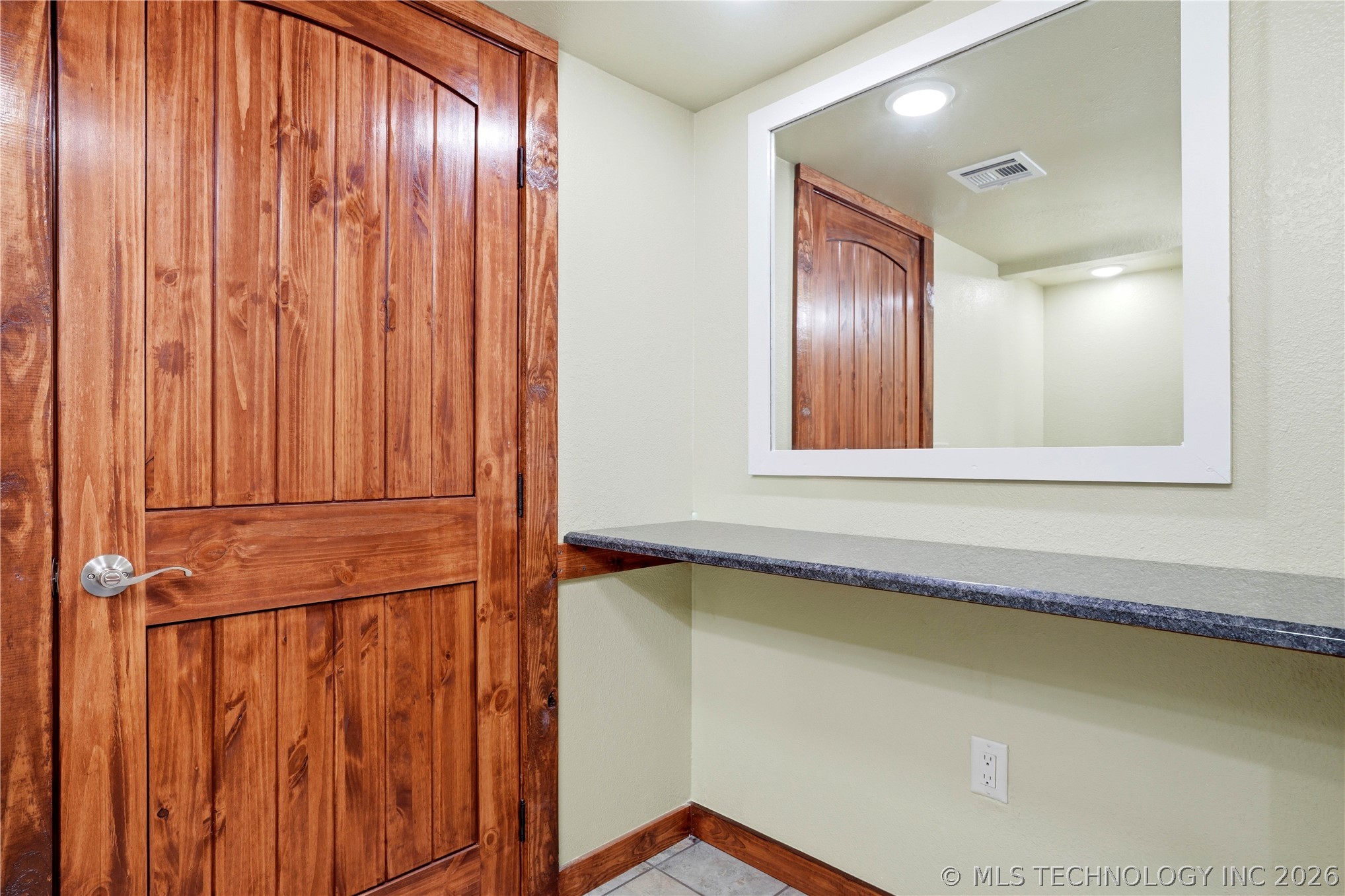 104553 S 4660 Road Property Photo 45