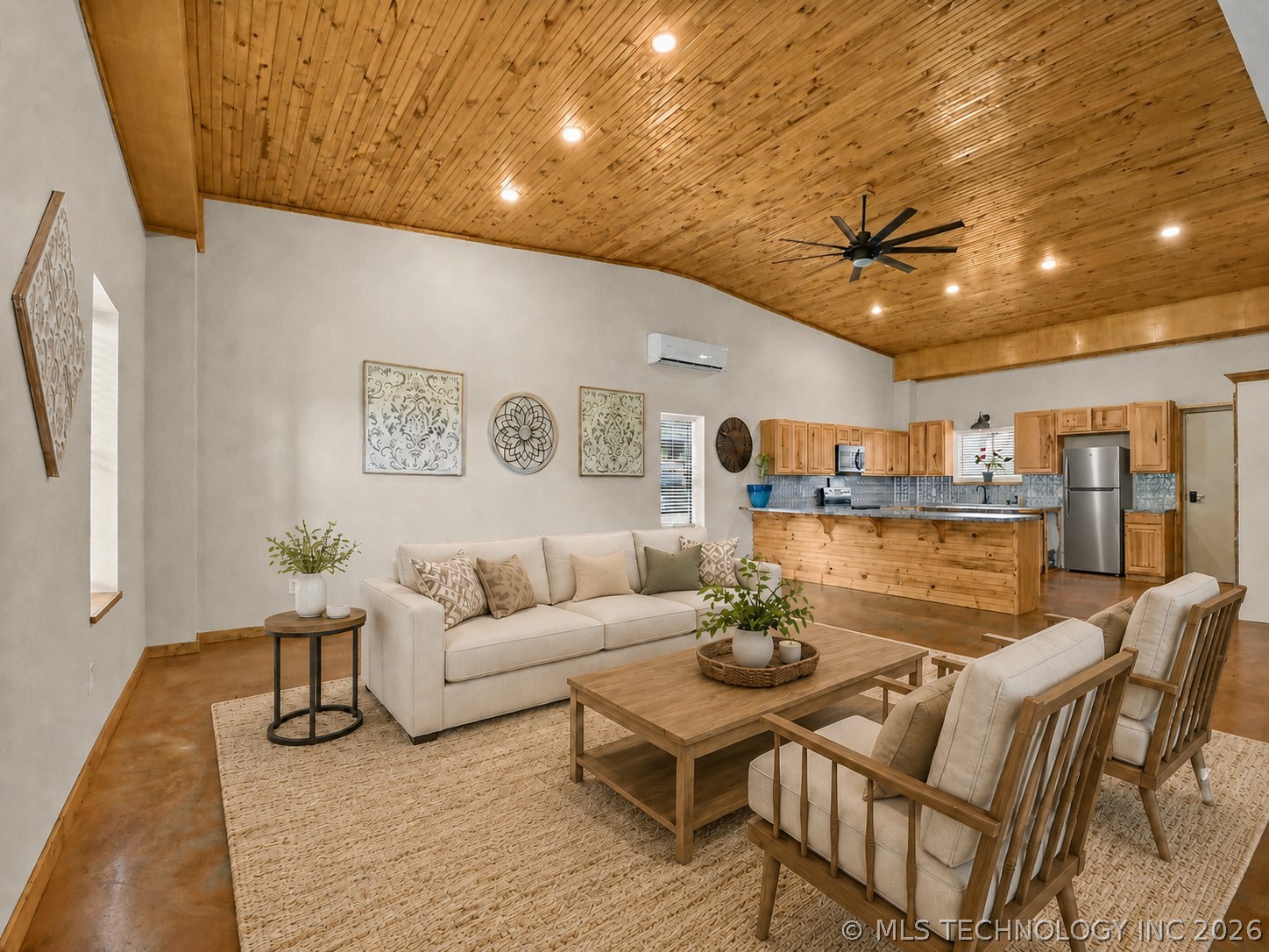 407750 E 1895 Road Property Photo 3