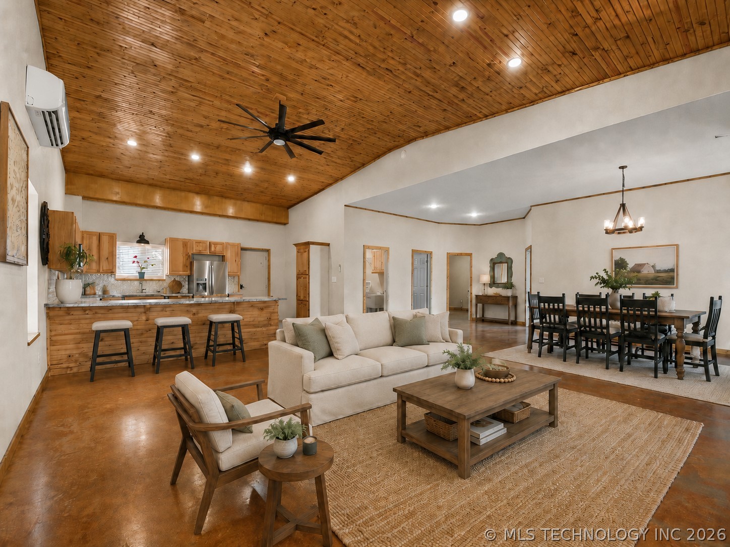 407750 E 1895 Road Property Photo 4