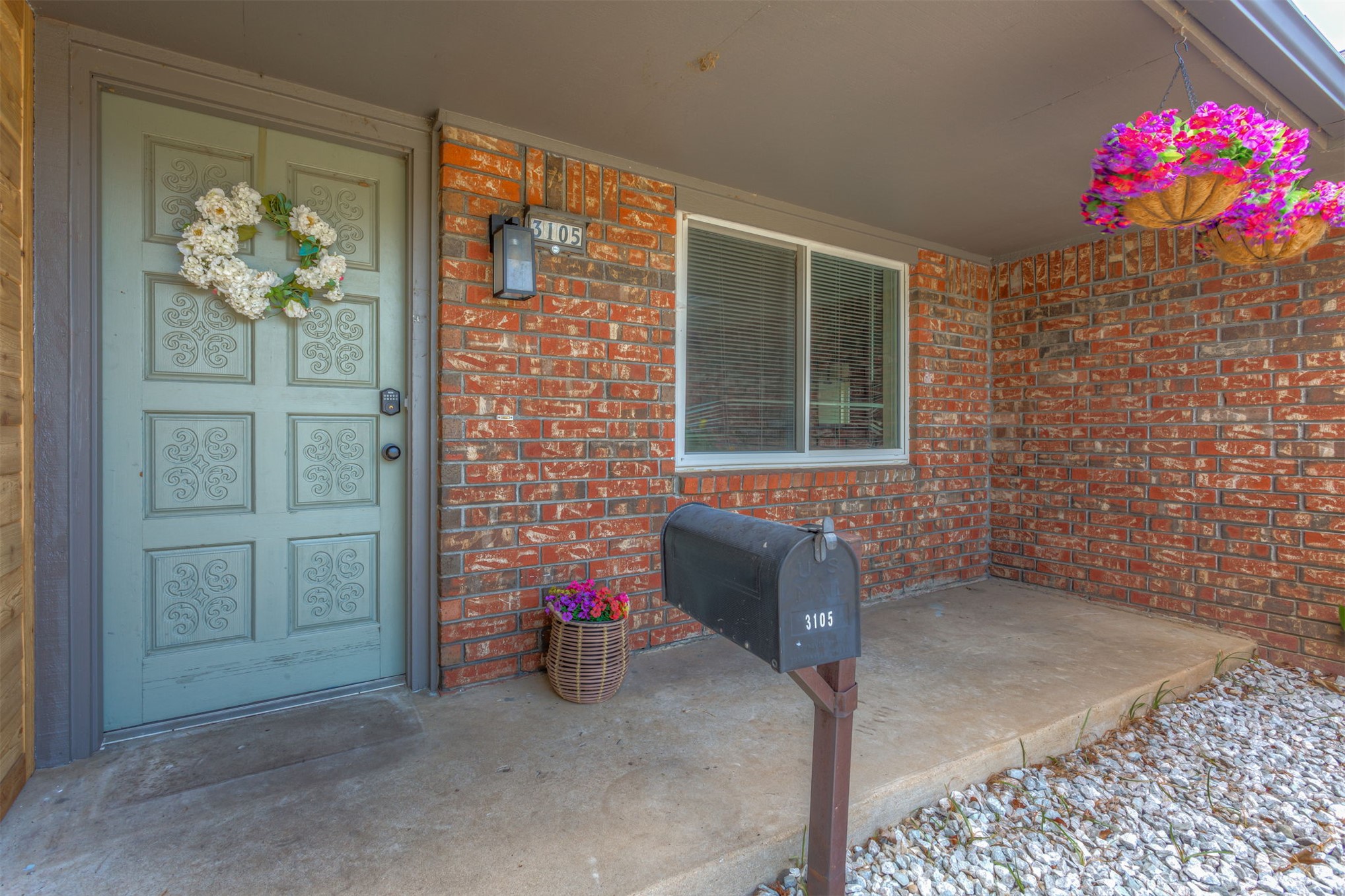 3105 Magnolia Court Property Photo 7