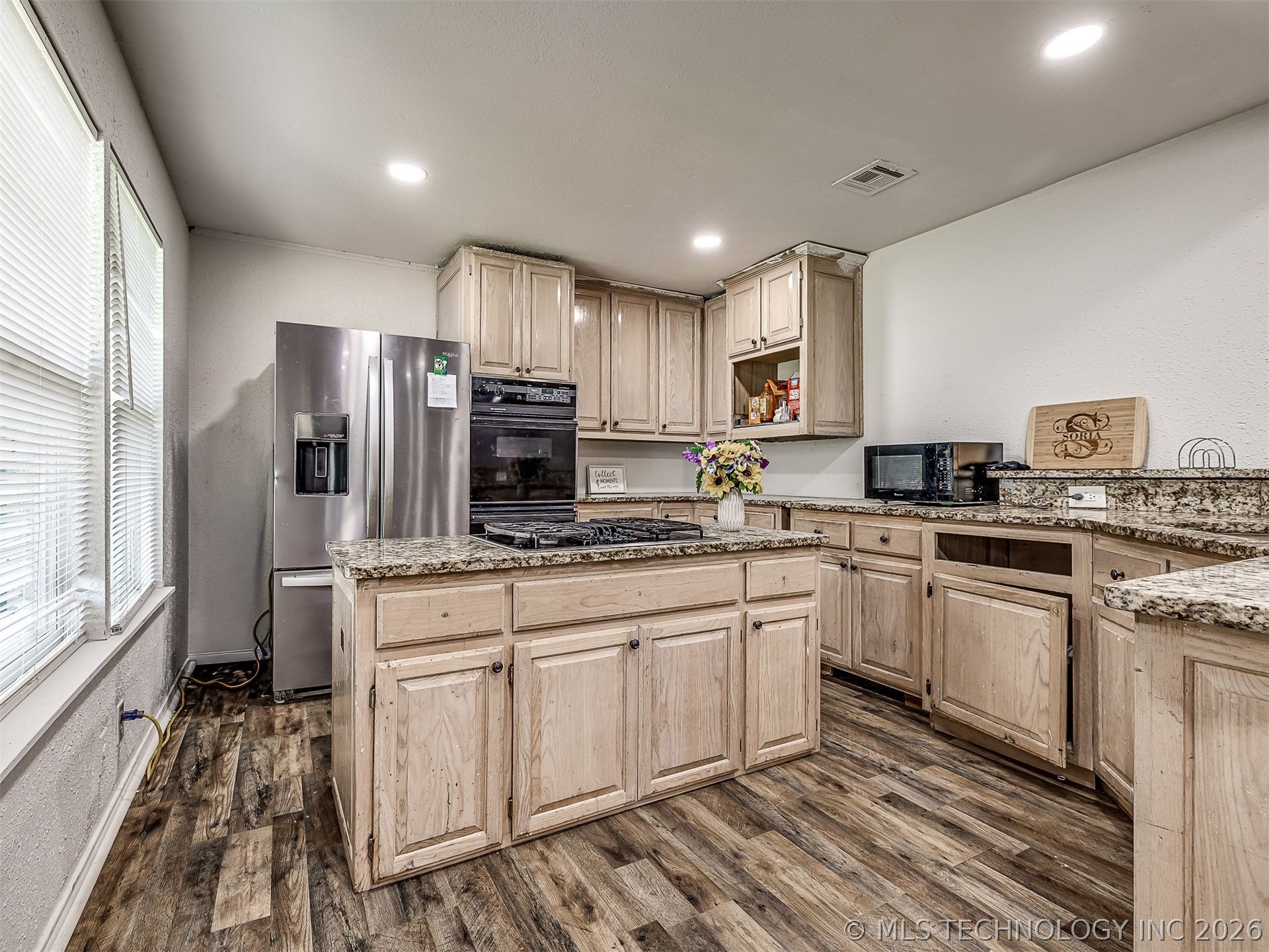 3724 W 45th Place Property Photo 13