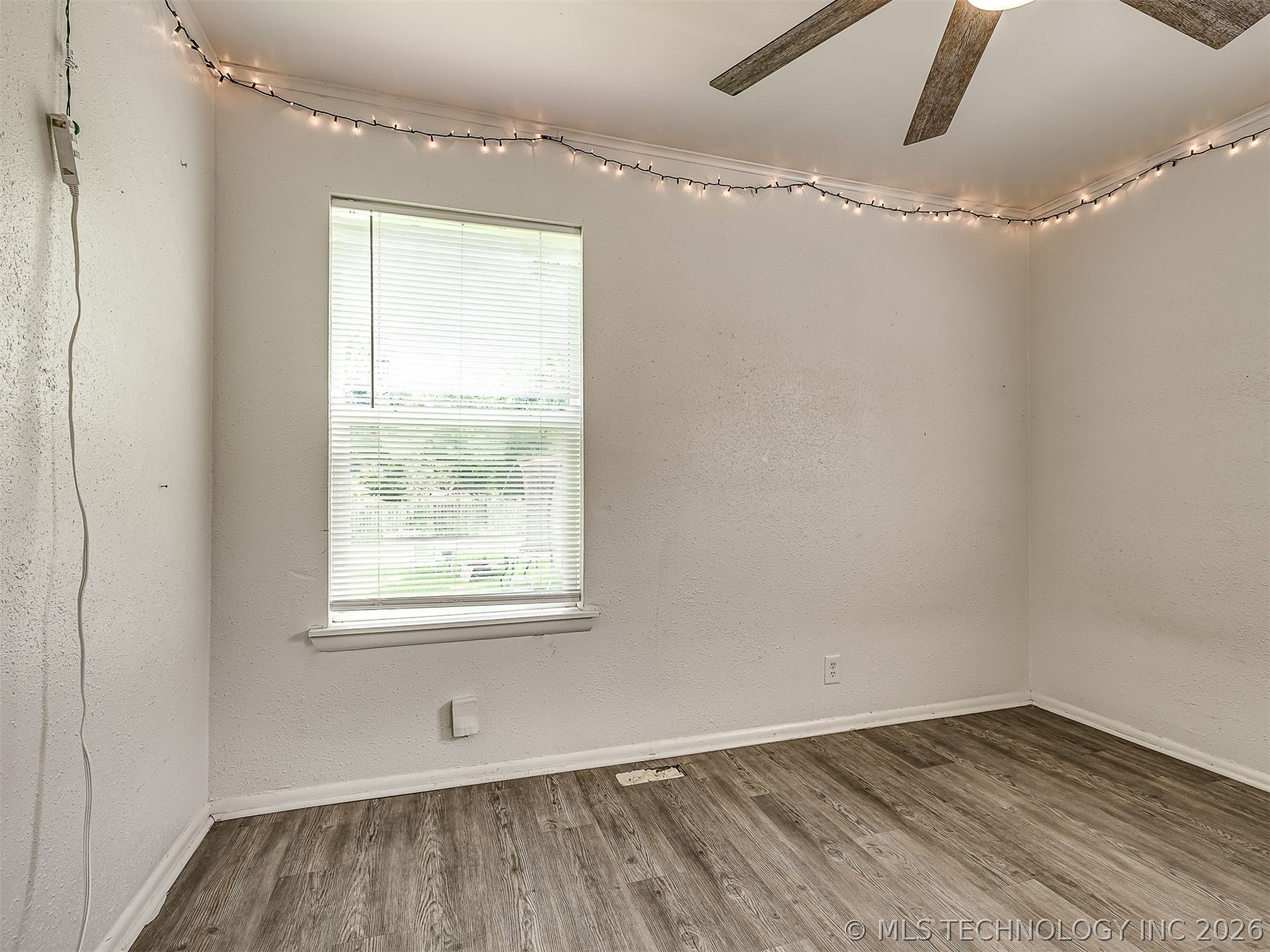 3724 W 45th Place Property Photo 23