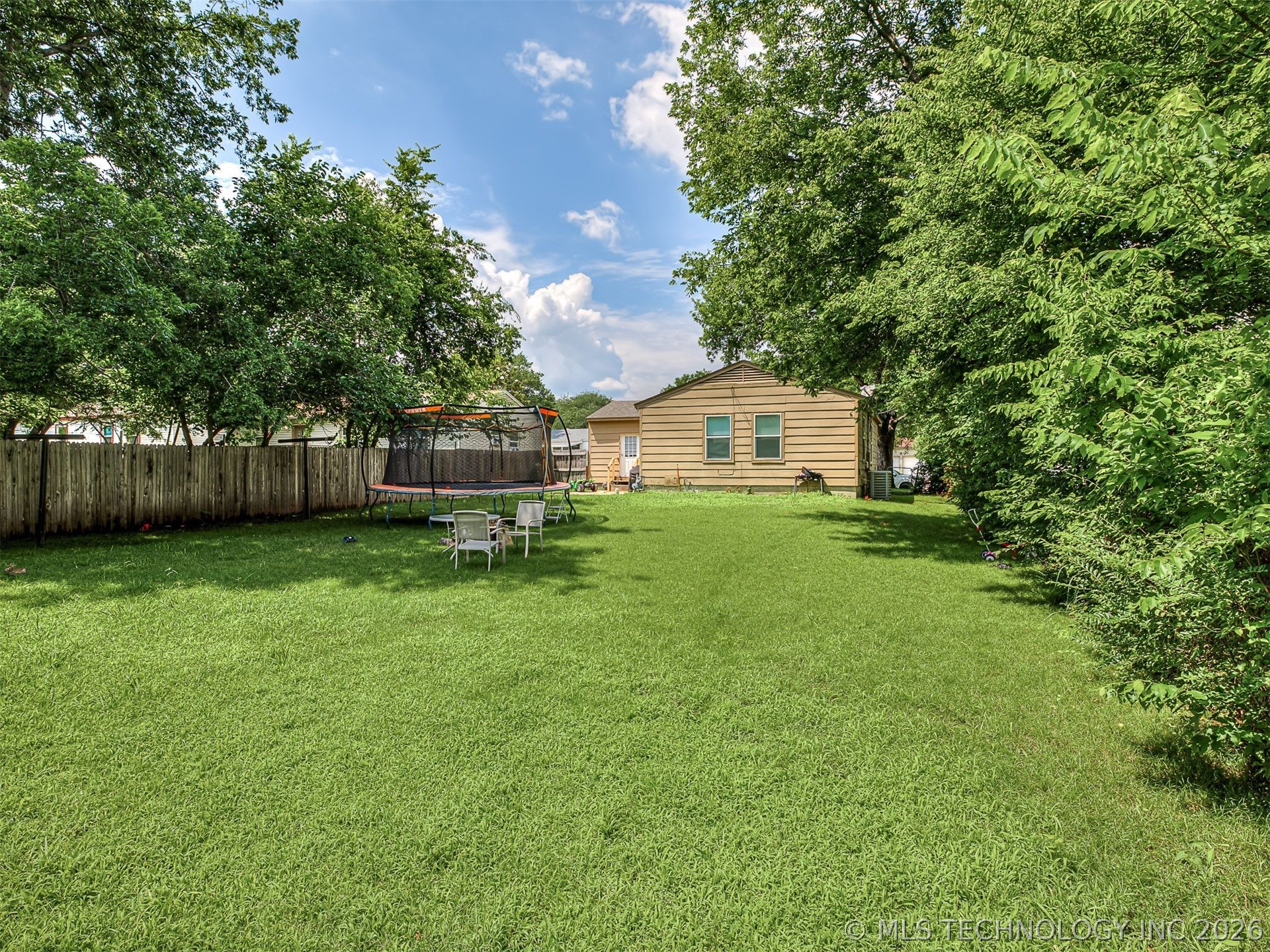 3724 W 45th Place Property Photo 33