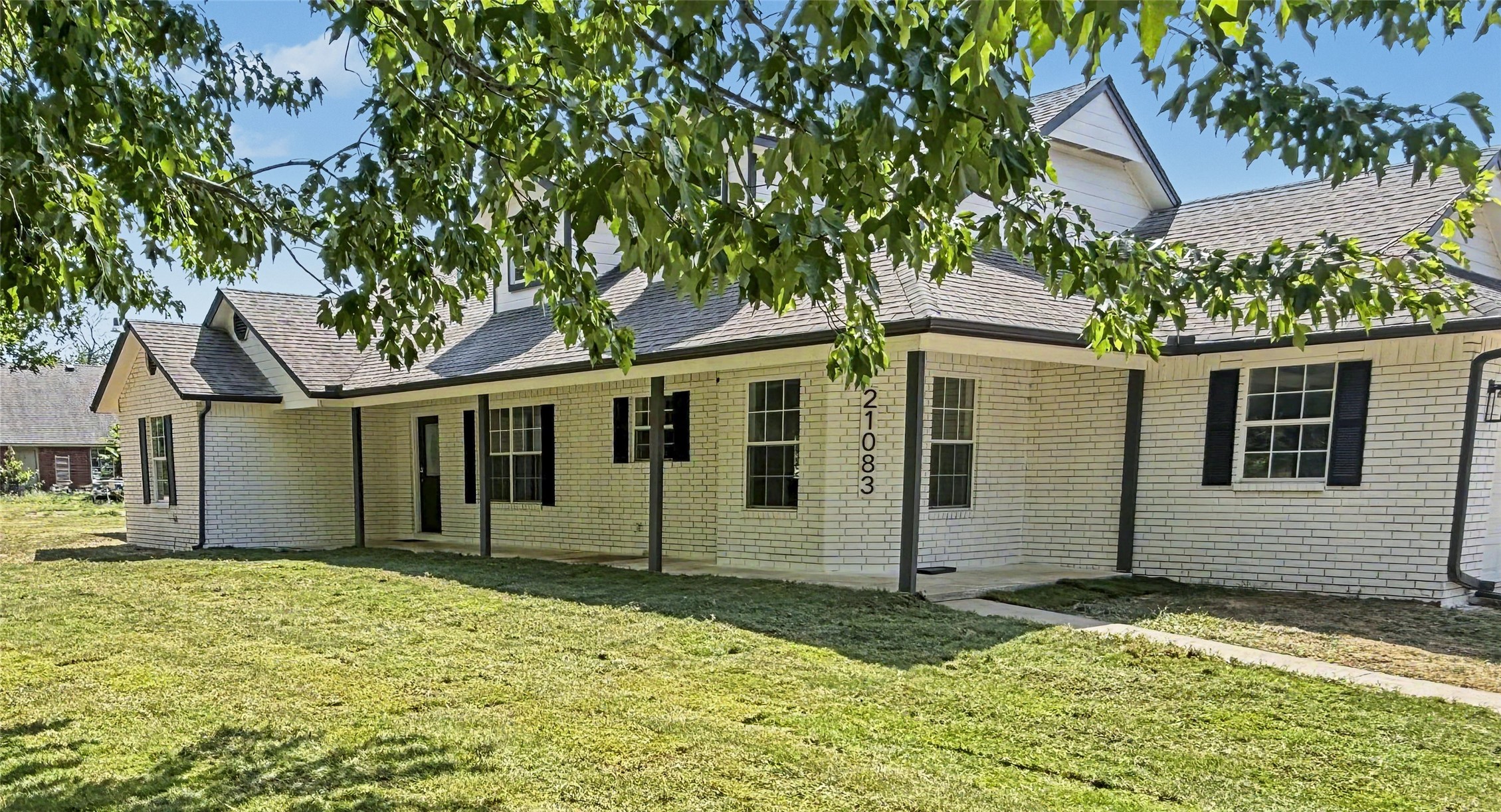 21083 S Forrest Drive Property Photo 1
